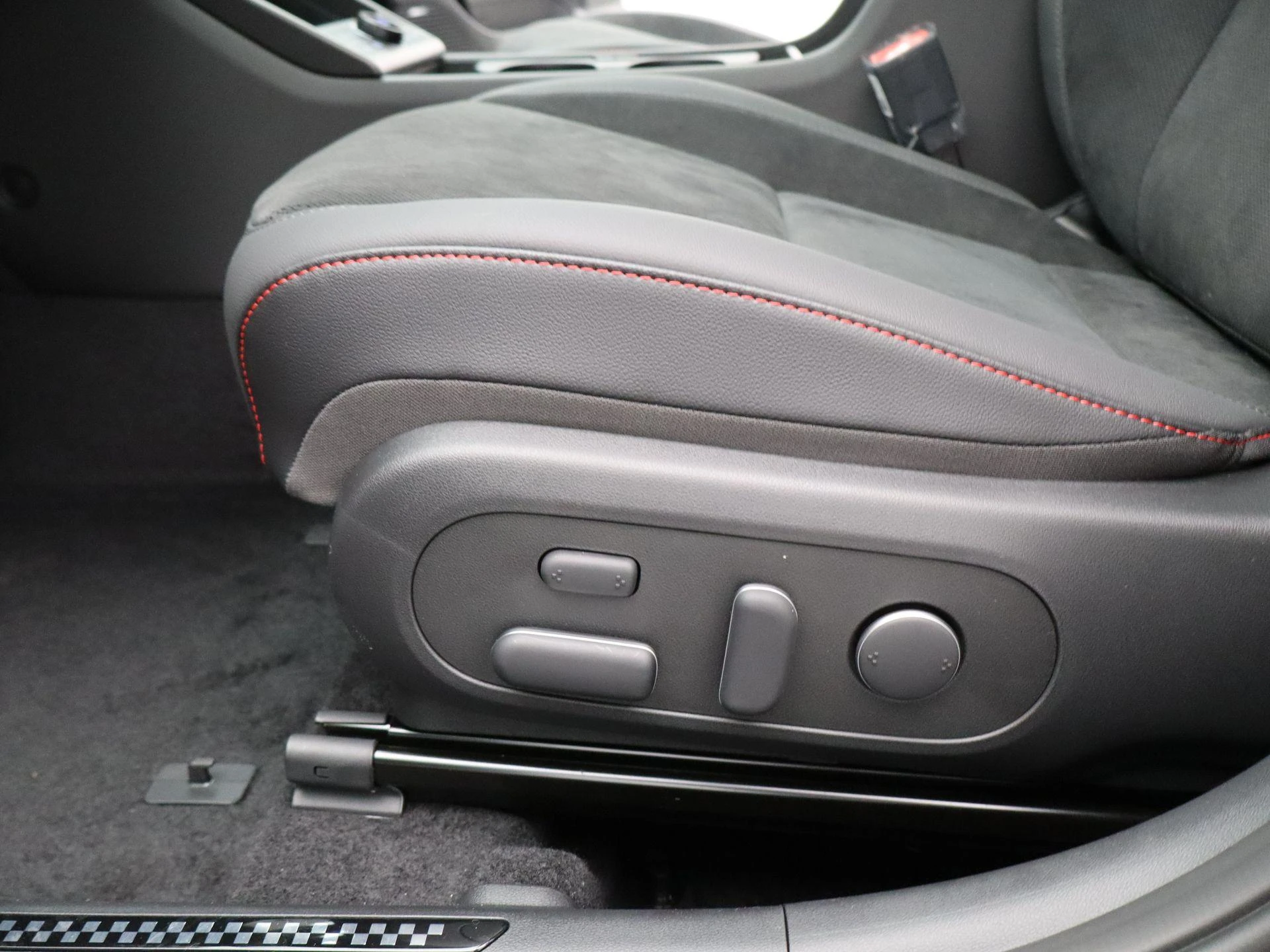 Hyundai-Kona-image-26