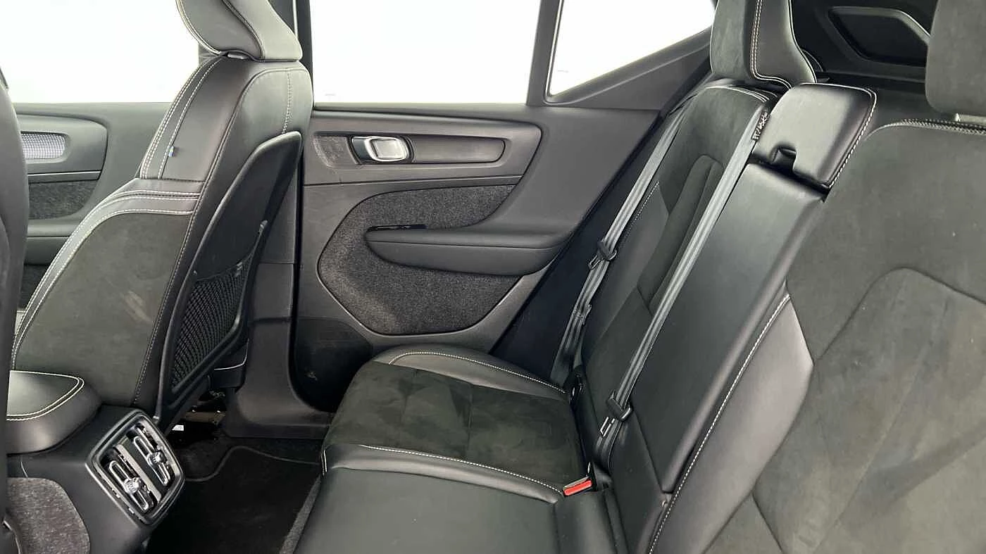 Volvo-XC40-image-6