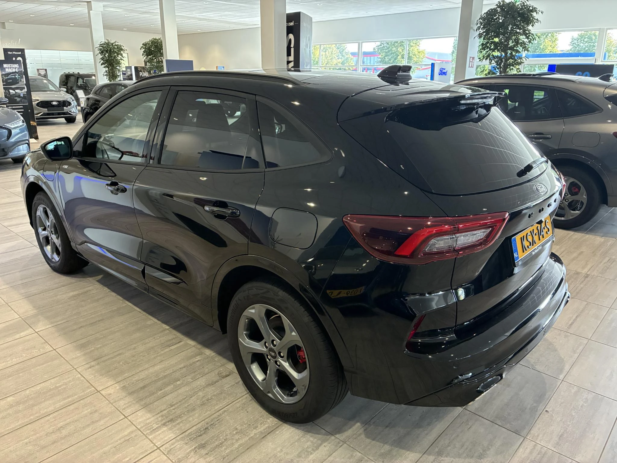 Ford-Kuga-image-2