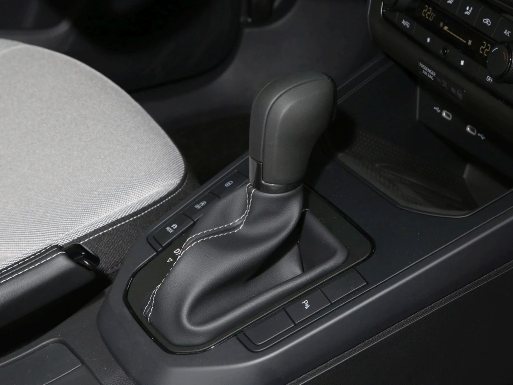 SEAT-Ibiza-image-10