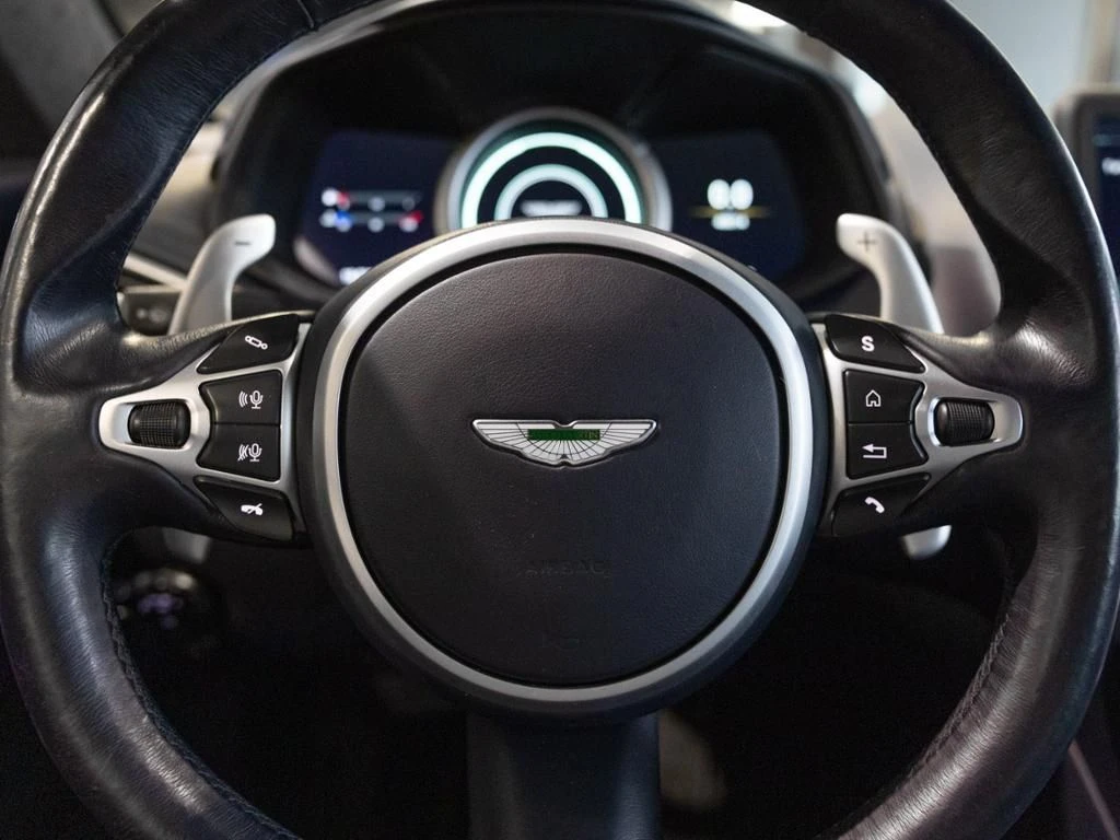 Aston Martin-DB11-image-11