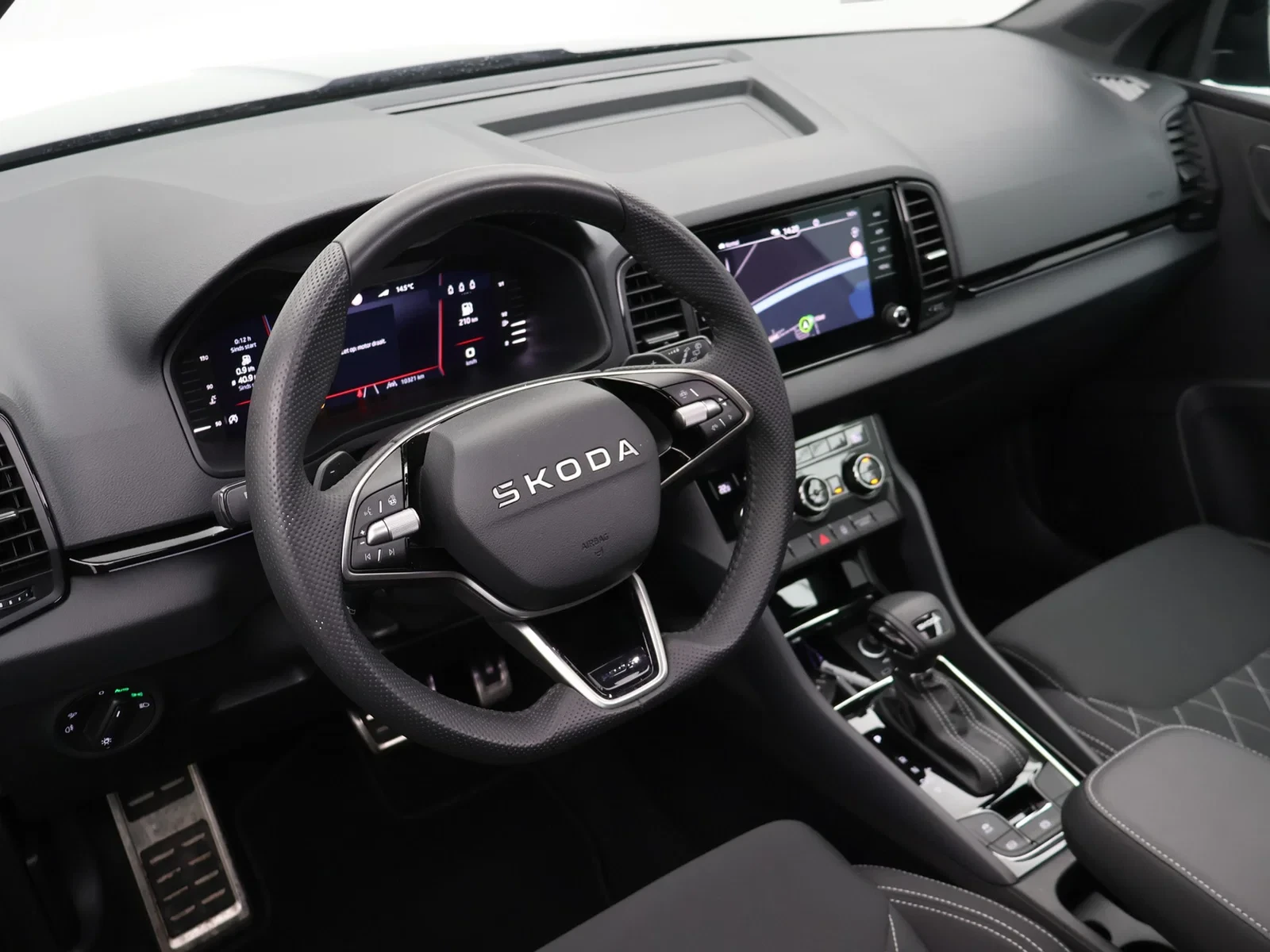 Škoda-Karoq-image-12