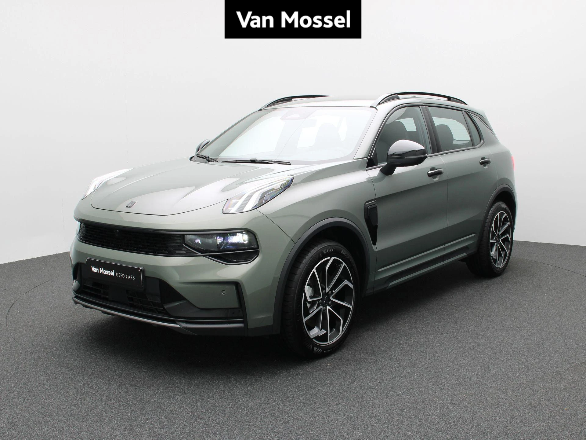Lynk & Co-01-image-0