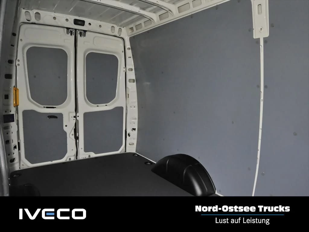 Iveco Daily 35S 14E V 260° LederLR Nebel AHK Rückfahr