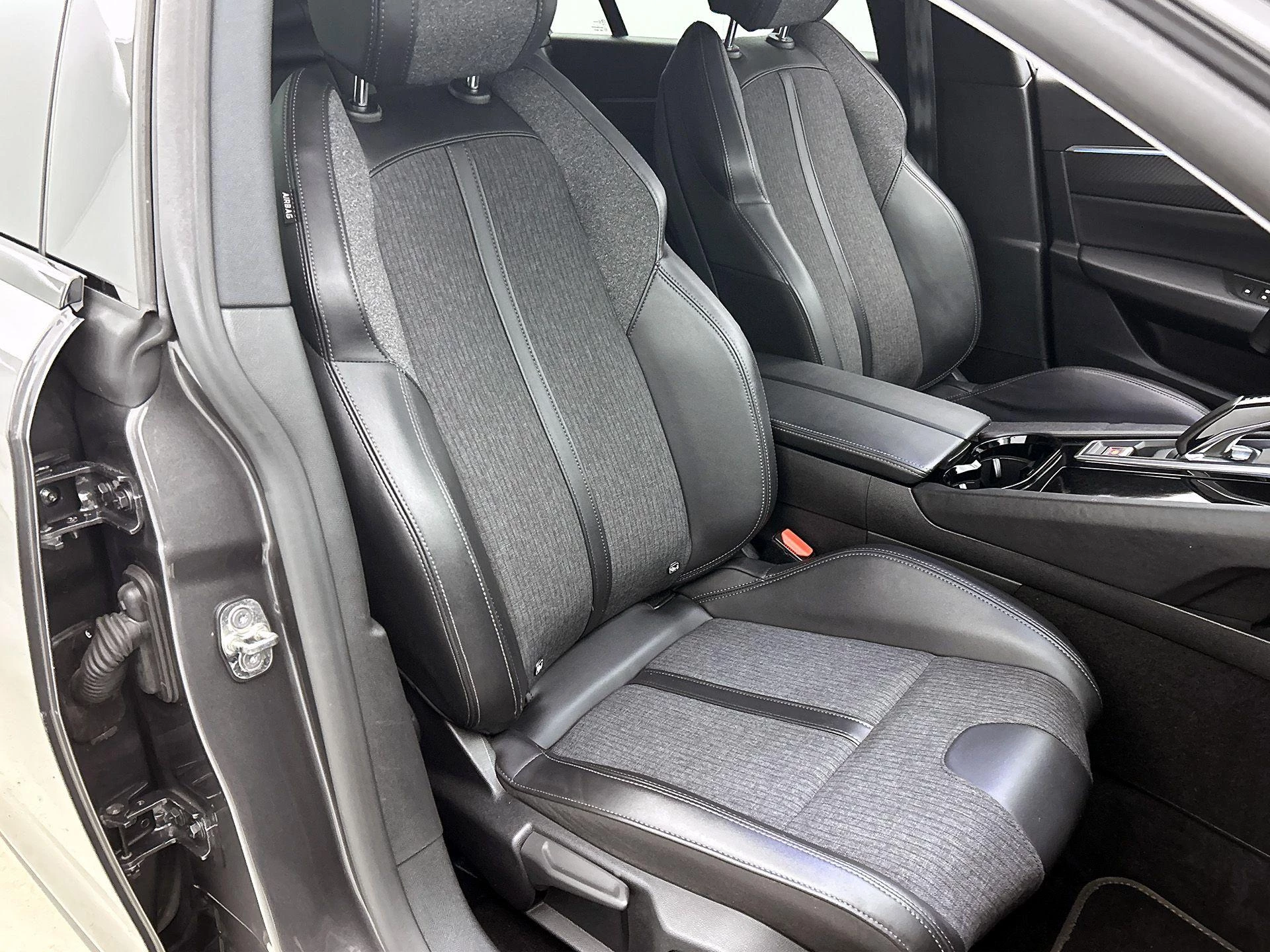 Peugeot-508-image-46