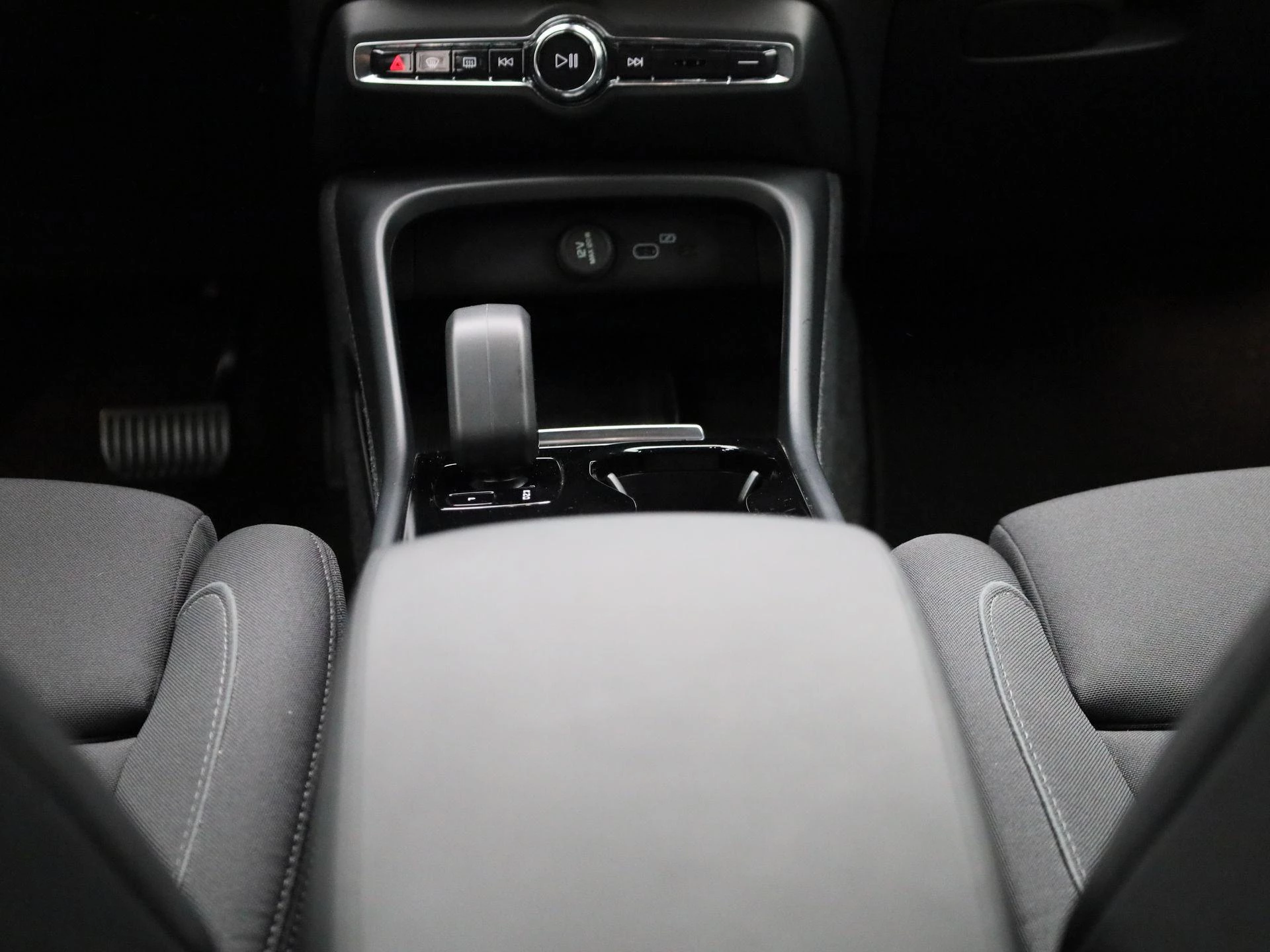 Volvo-XC40-image-9