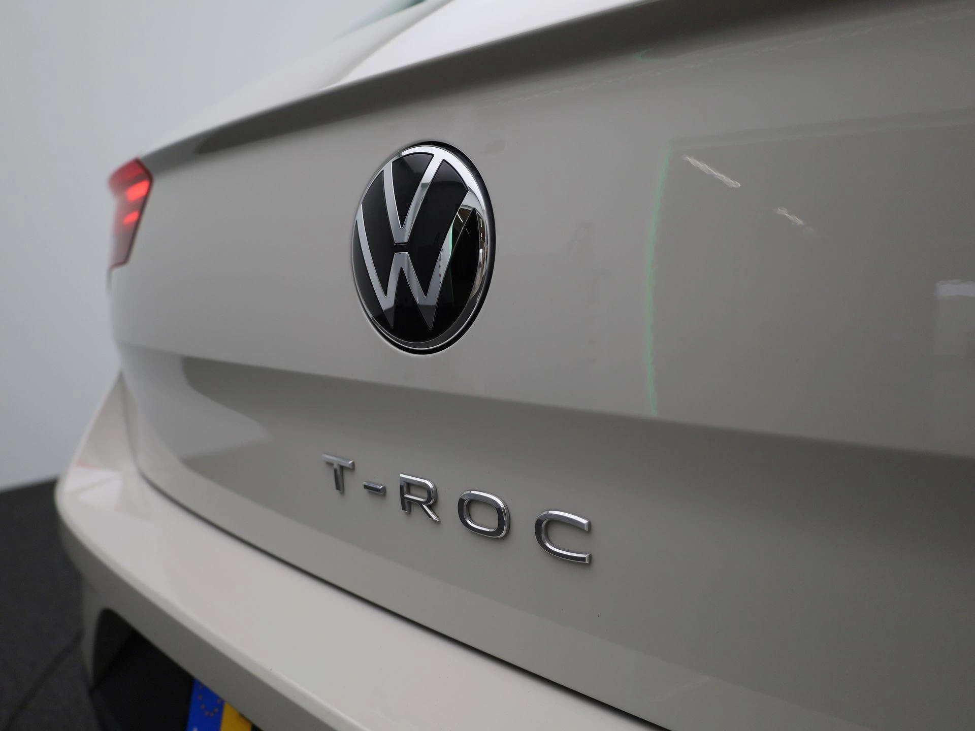 Volkswagen-T-Roc-image-31