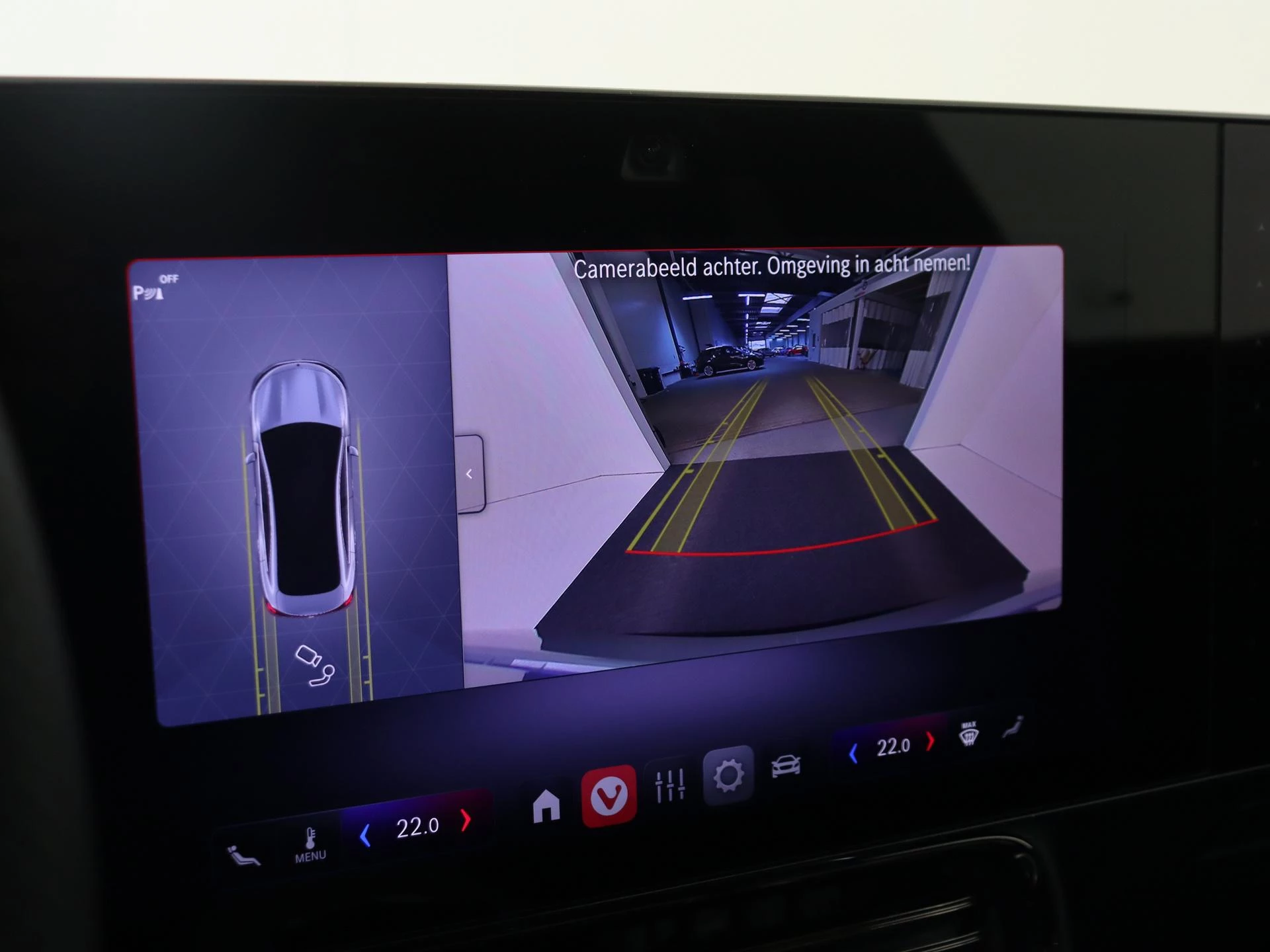 Mercedes-Benz-CLA-image-20