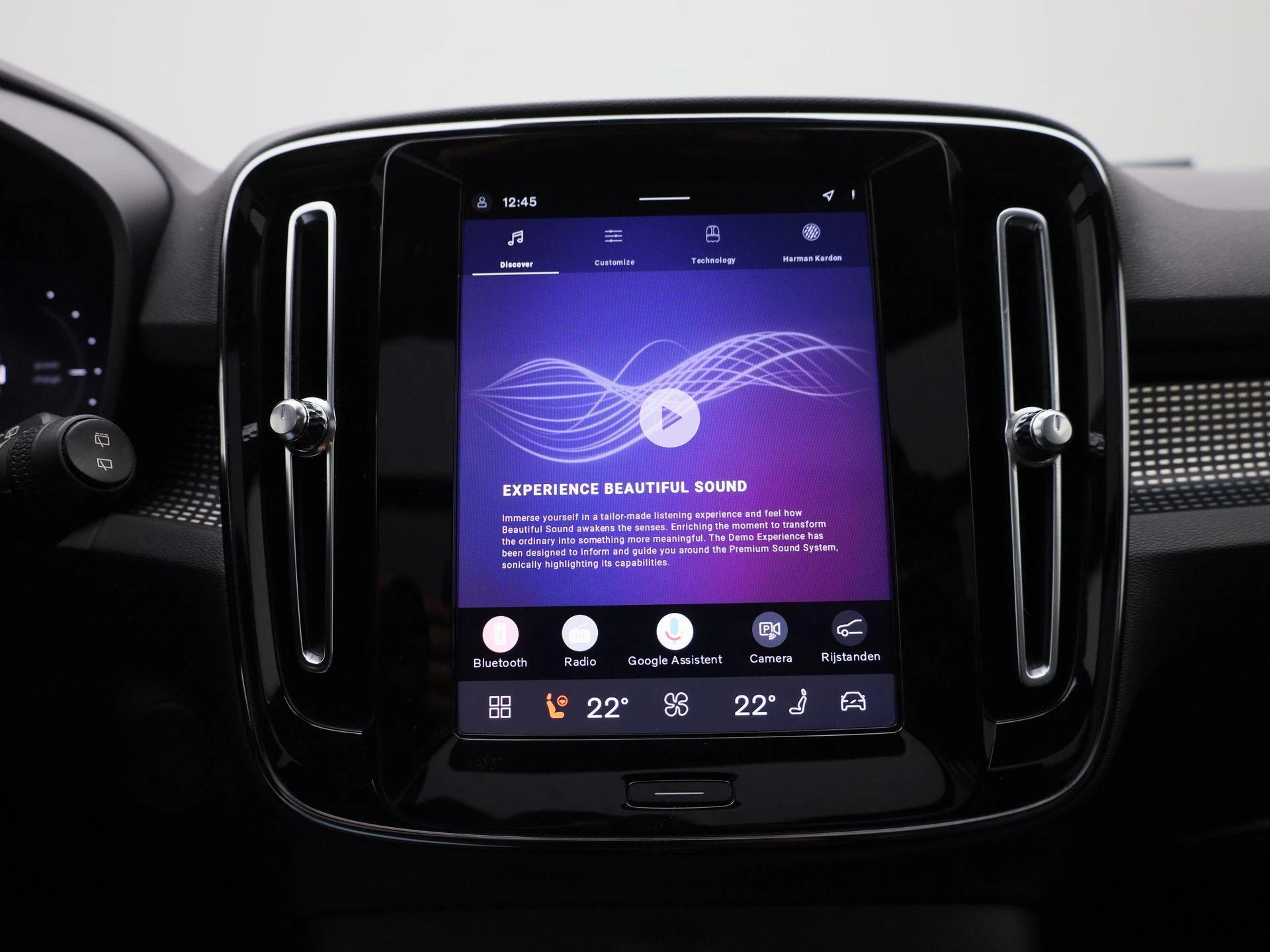 Volvo-XC40-image-30