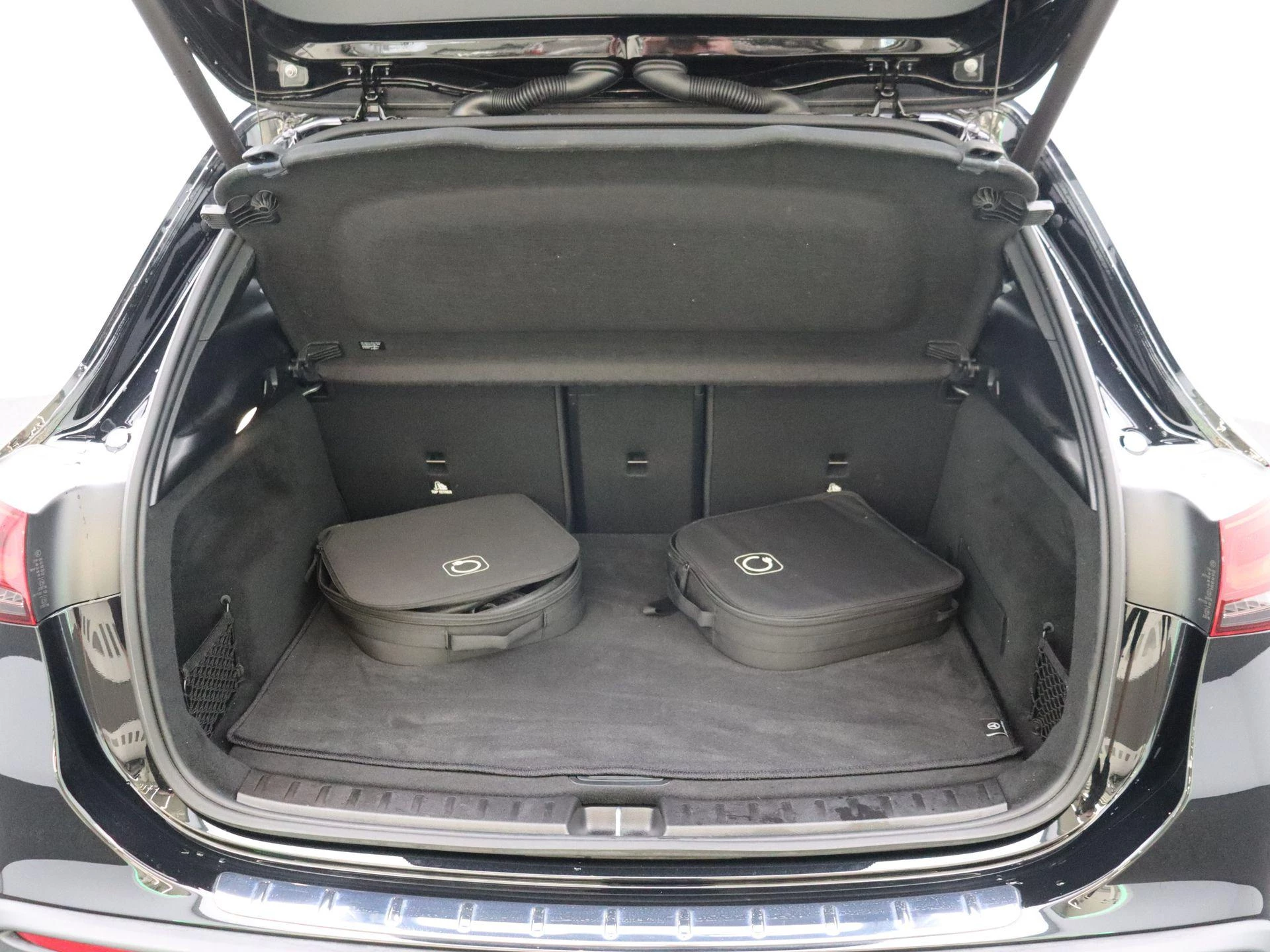 Mercedes-Benz EQA 250 Business Line