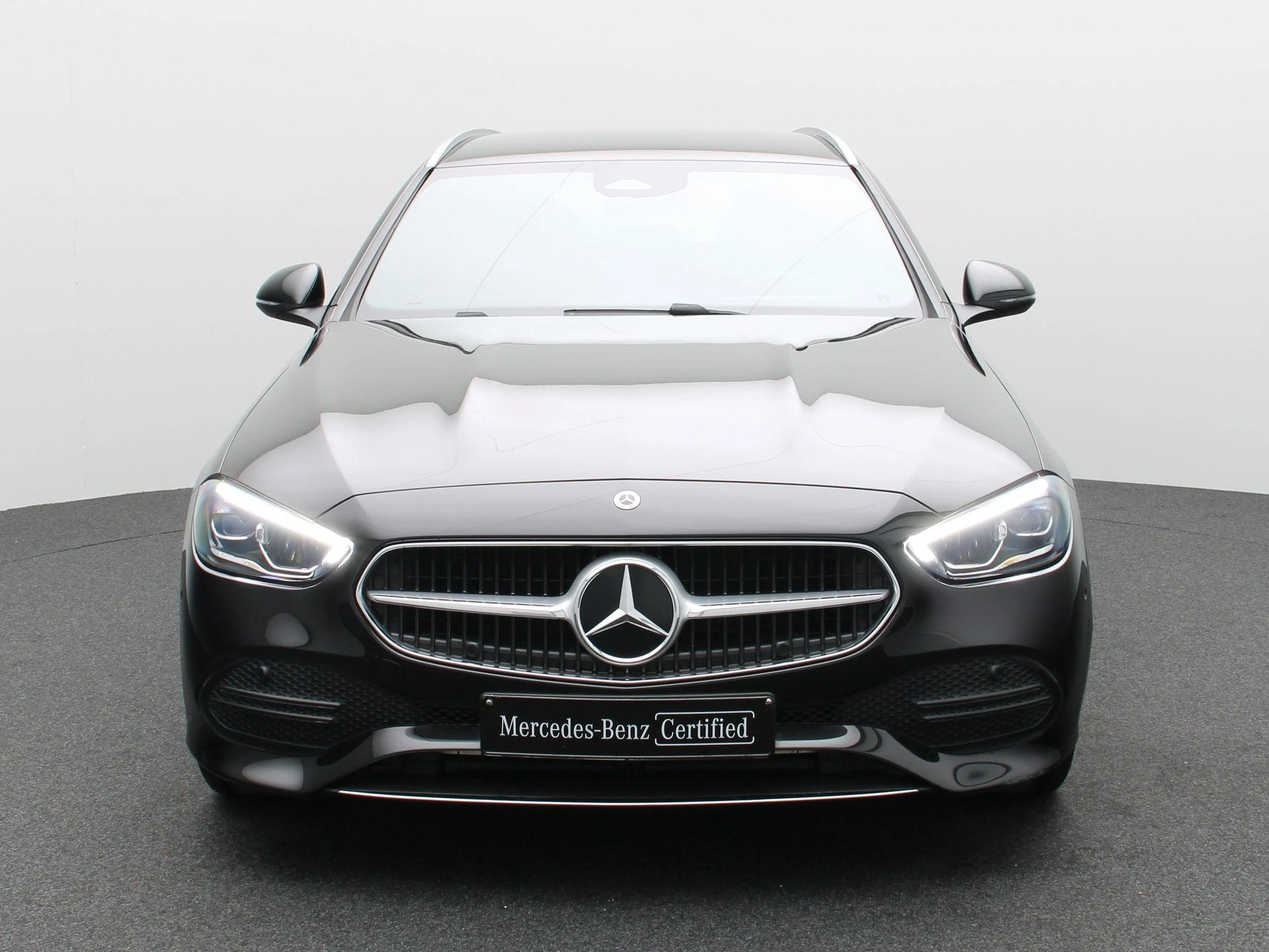Mercedes-Benz-C-Klasse-image-2