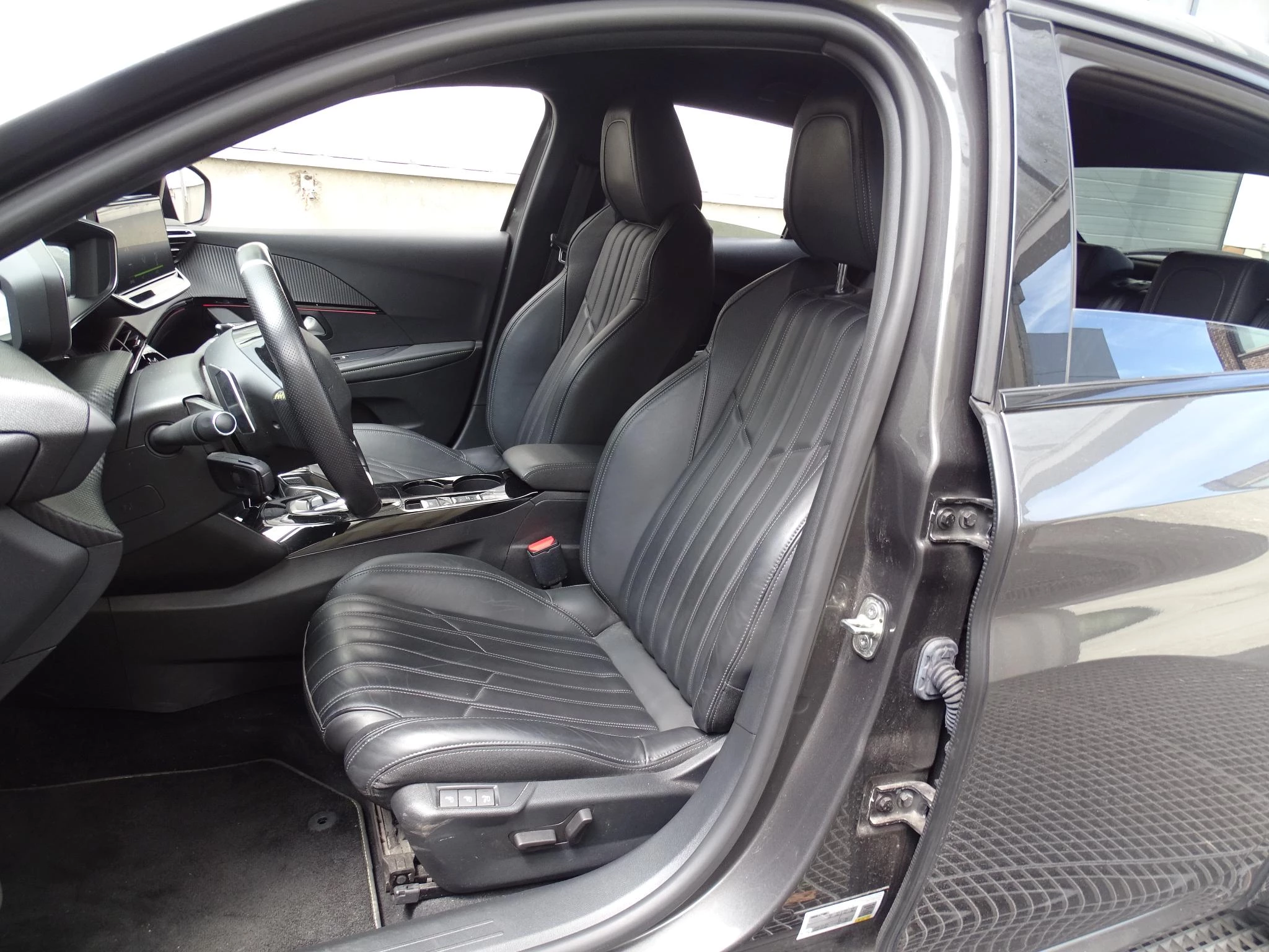 Peugeot 208 1.2T GT Automaat