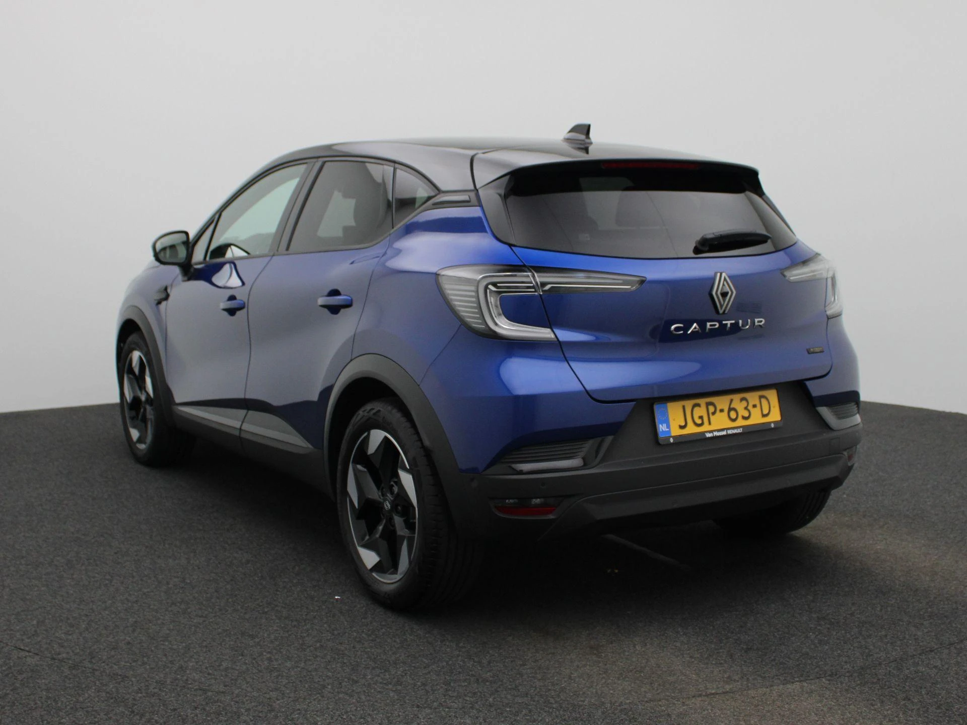 Renault-Captur-image-1