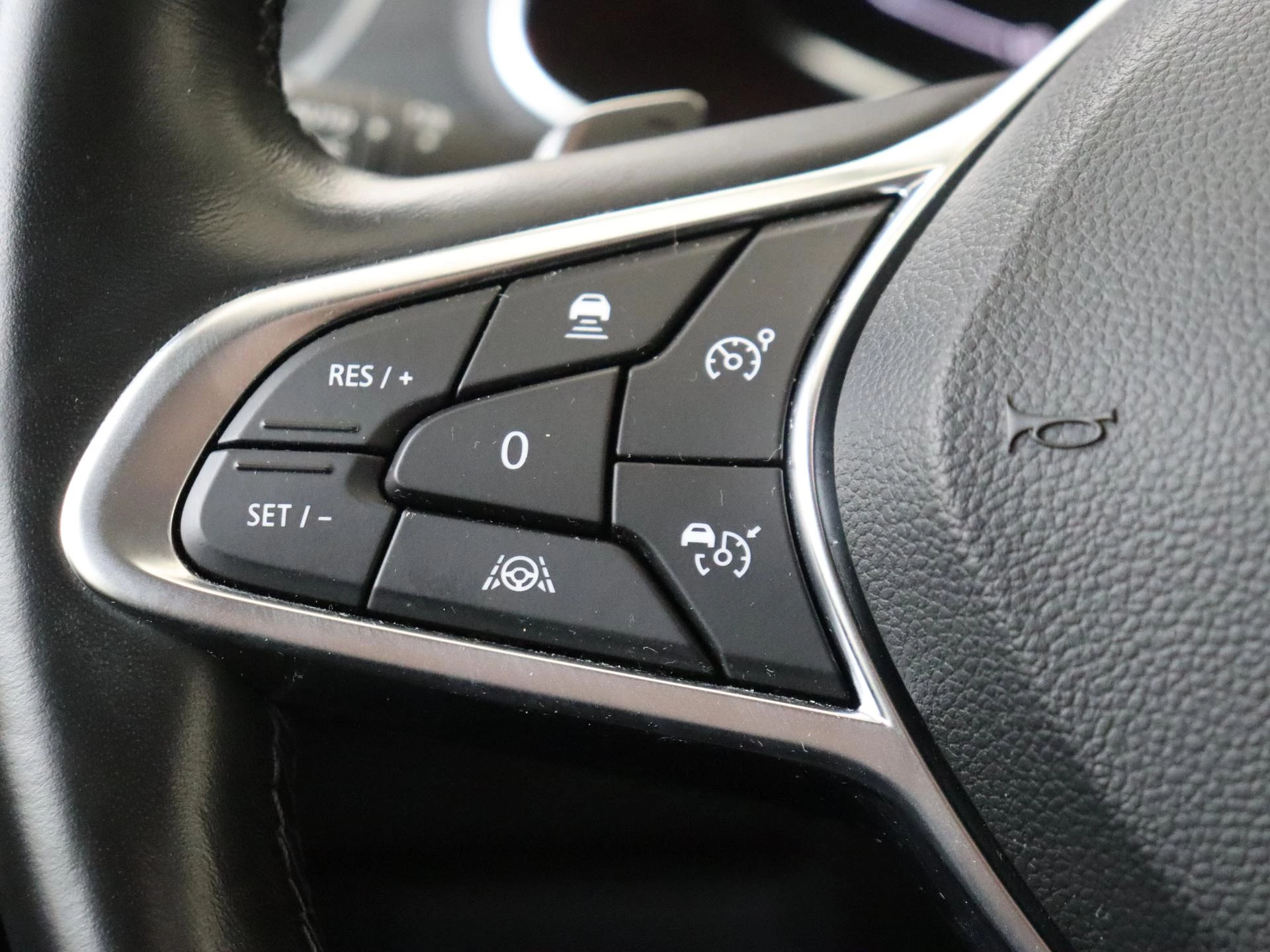 Renault-Captur-image-12