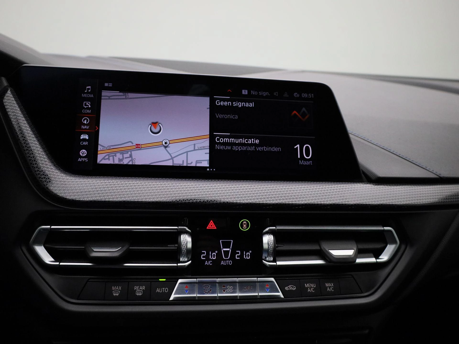 BMW-2 Serie-image-15