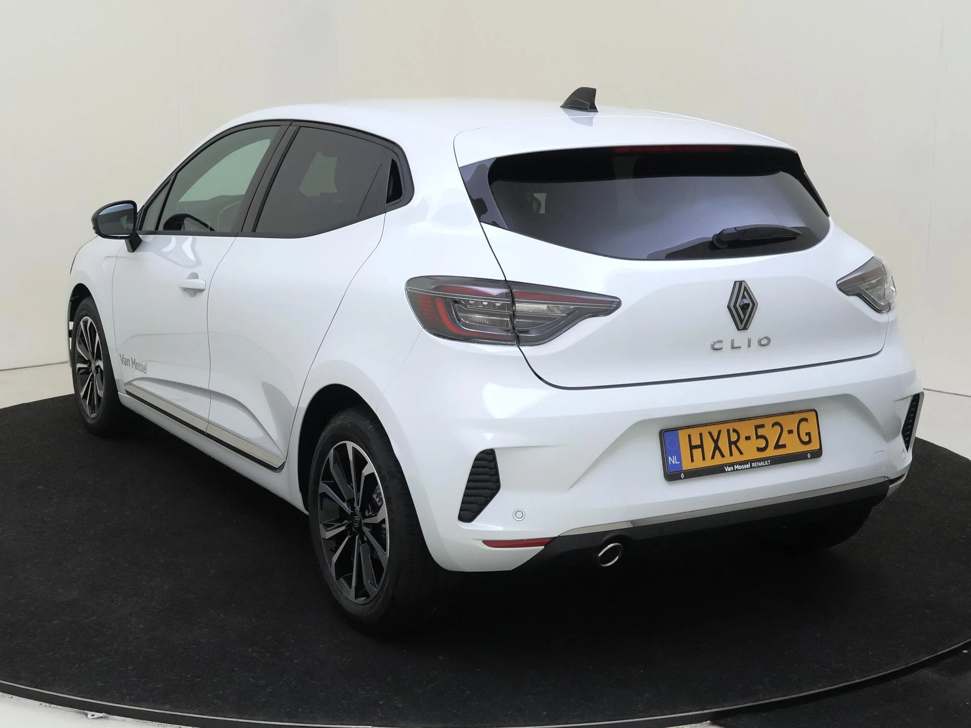 Renault-Clio-image-5