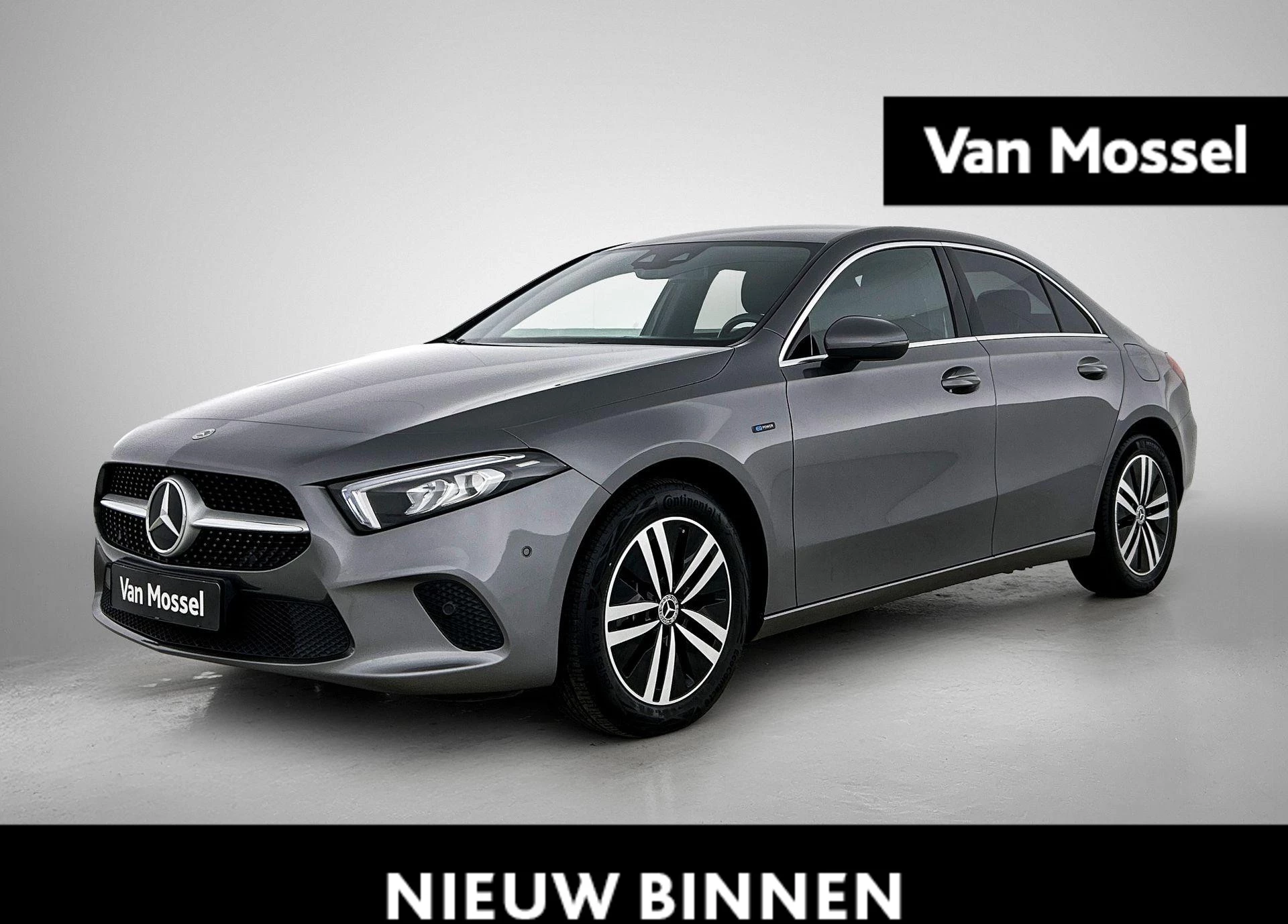 Mercedes-Benz-A-Klasse-image-0