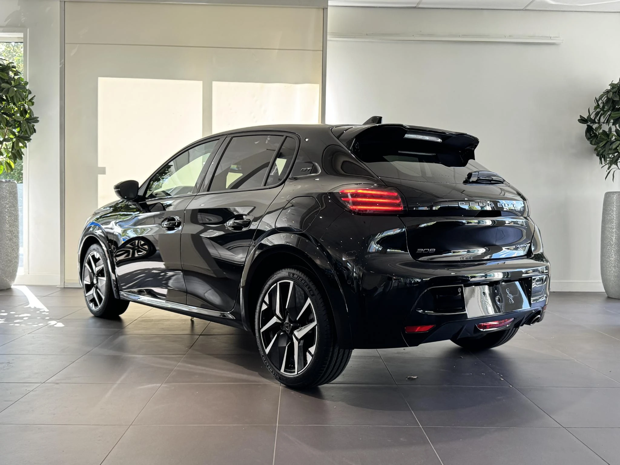 Peugeot-208-image-5
