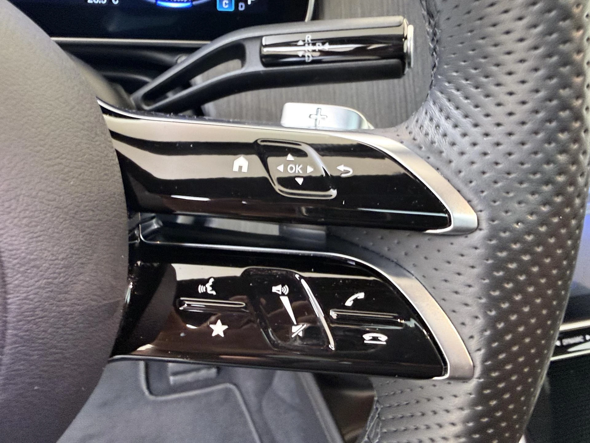 Mercedes-Benz EQE 300 AMG Line 89 kWh