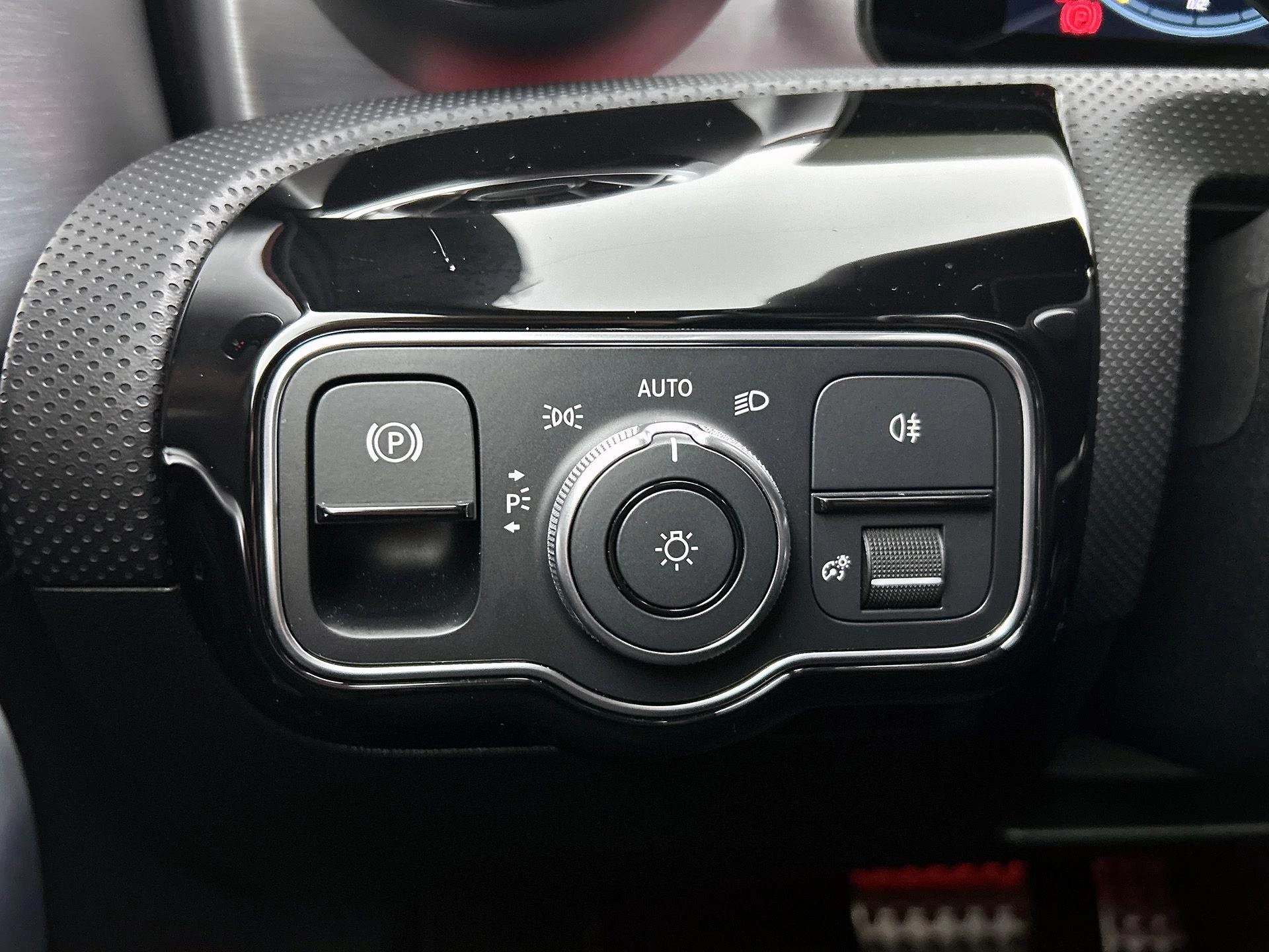 Mercedes-Benz-A-Klasse-image-31