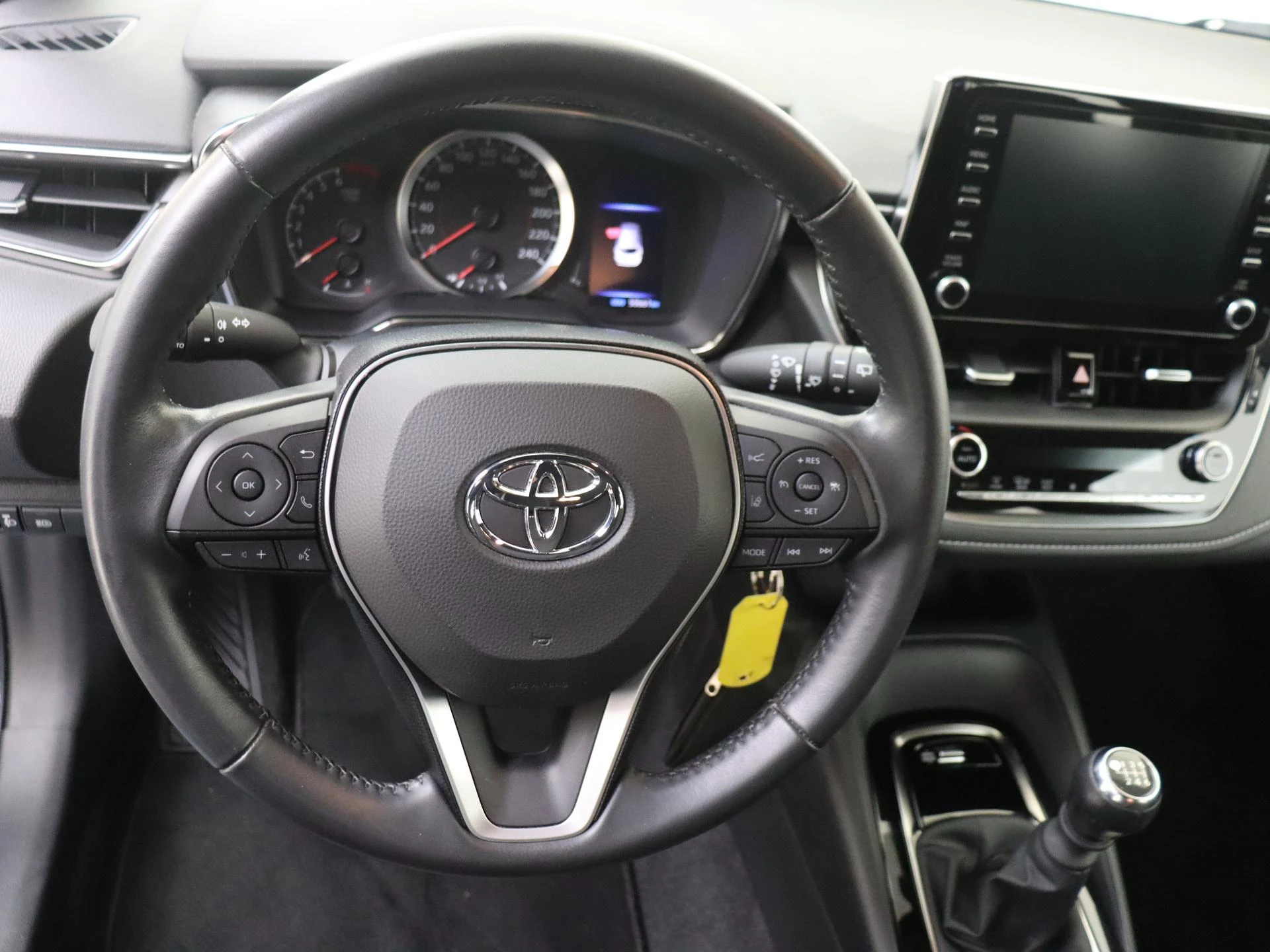 Toyota-Corolla Touring Sports-image-28