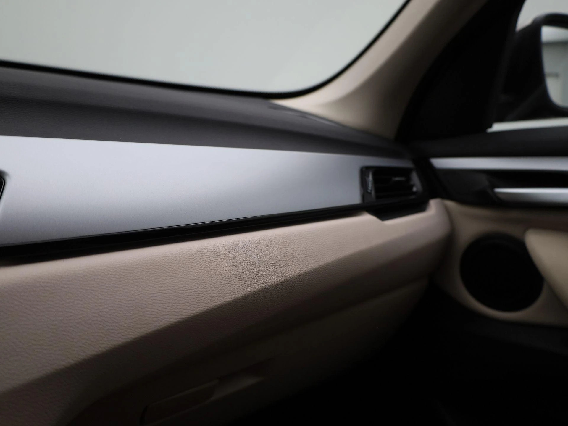BMW X1 sDrive16dA (85 kW)