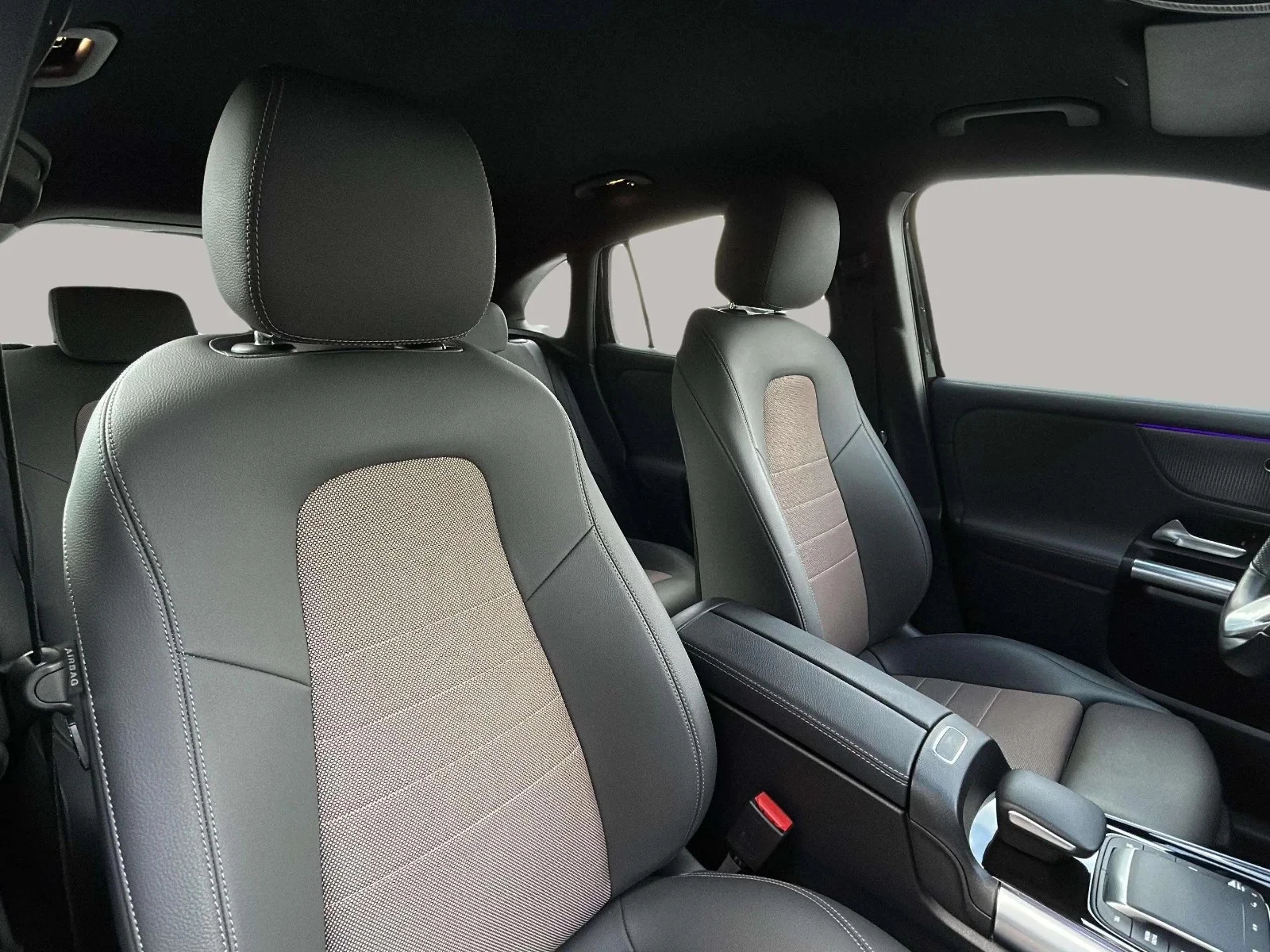 Mercedes-Benz-EQA-image-18