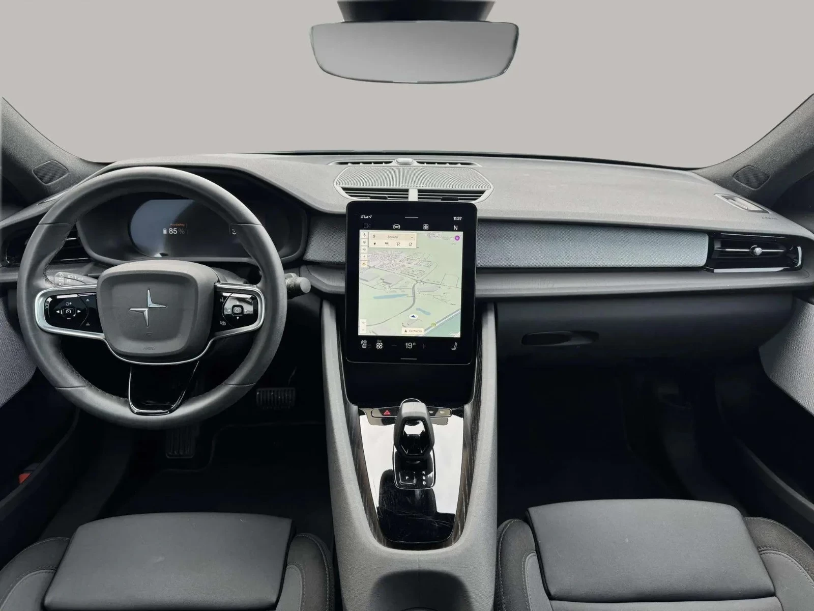 Polestar-2-image-12