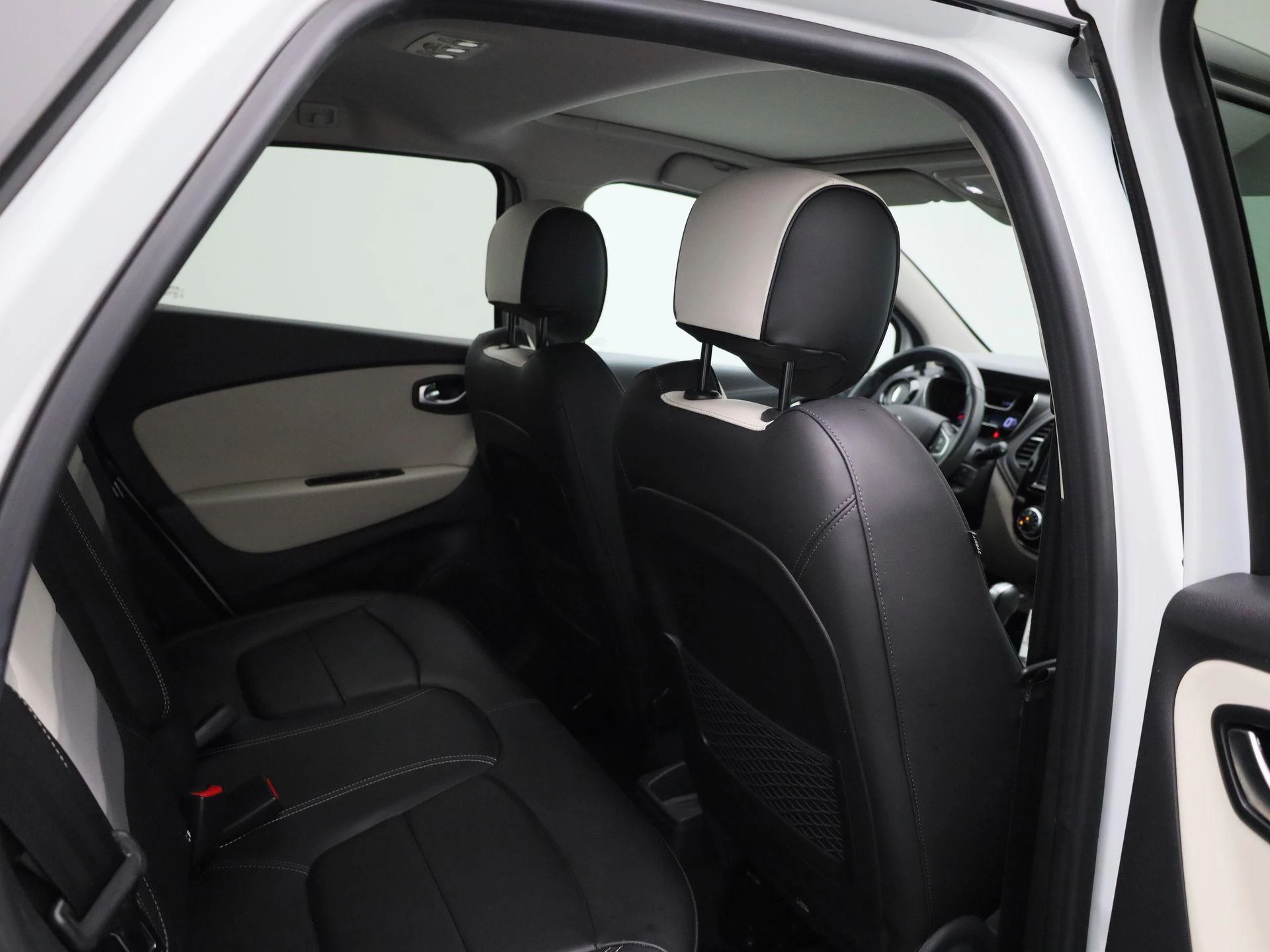 Renault-Captur-image-37