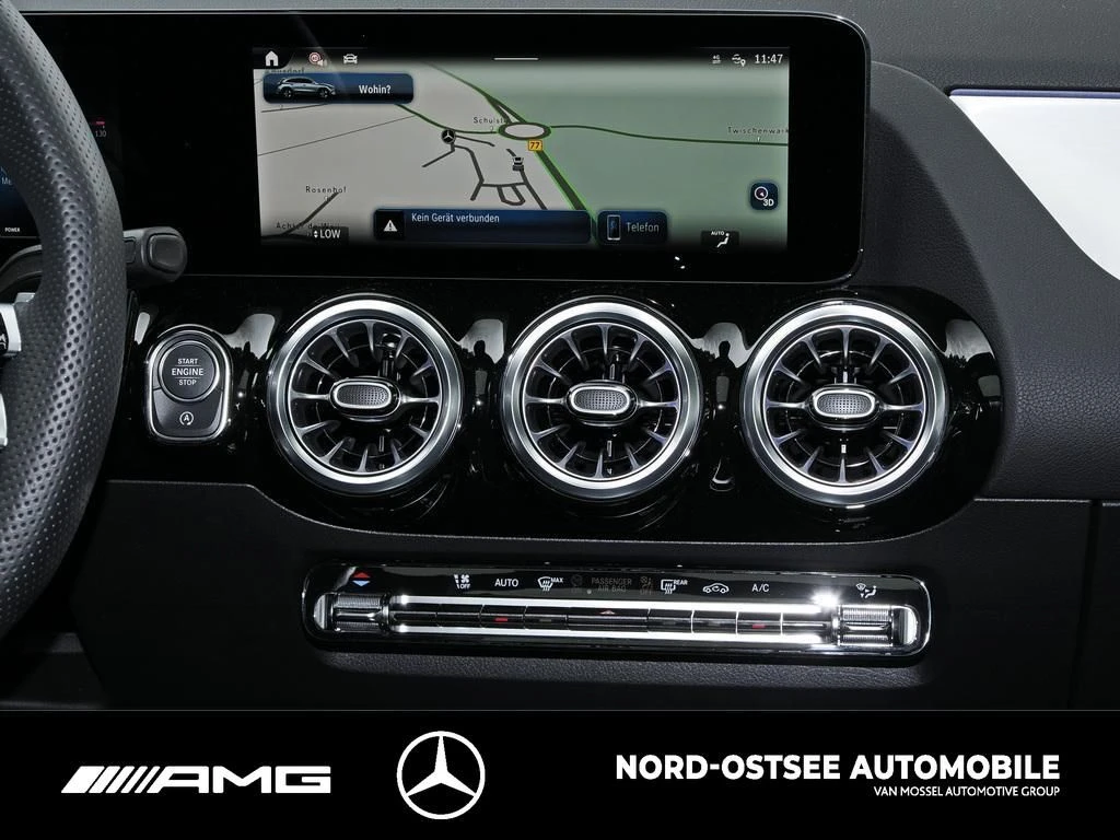 Mercedes-Benz GLA 200 AMG ADVANCED+ KAM PANO MBUX KEYLESS AHK AMG Line