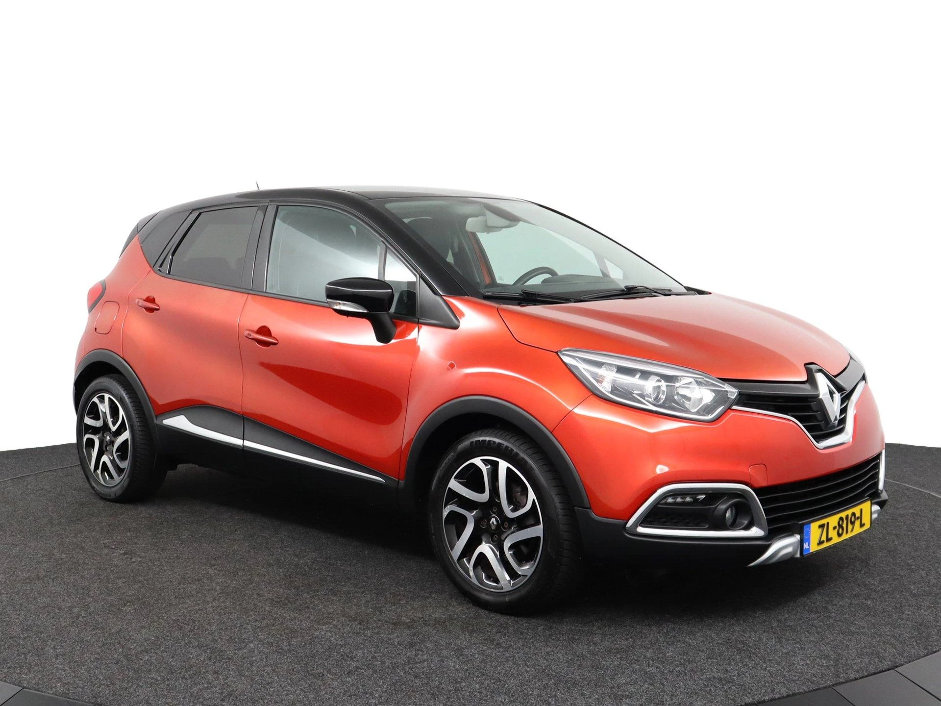 Renault-Captur-image-11