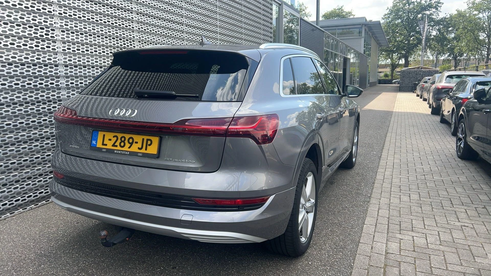 Audi e-tron 50 quattro Business edition 71 kWh