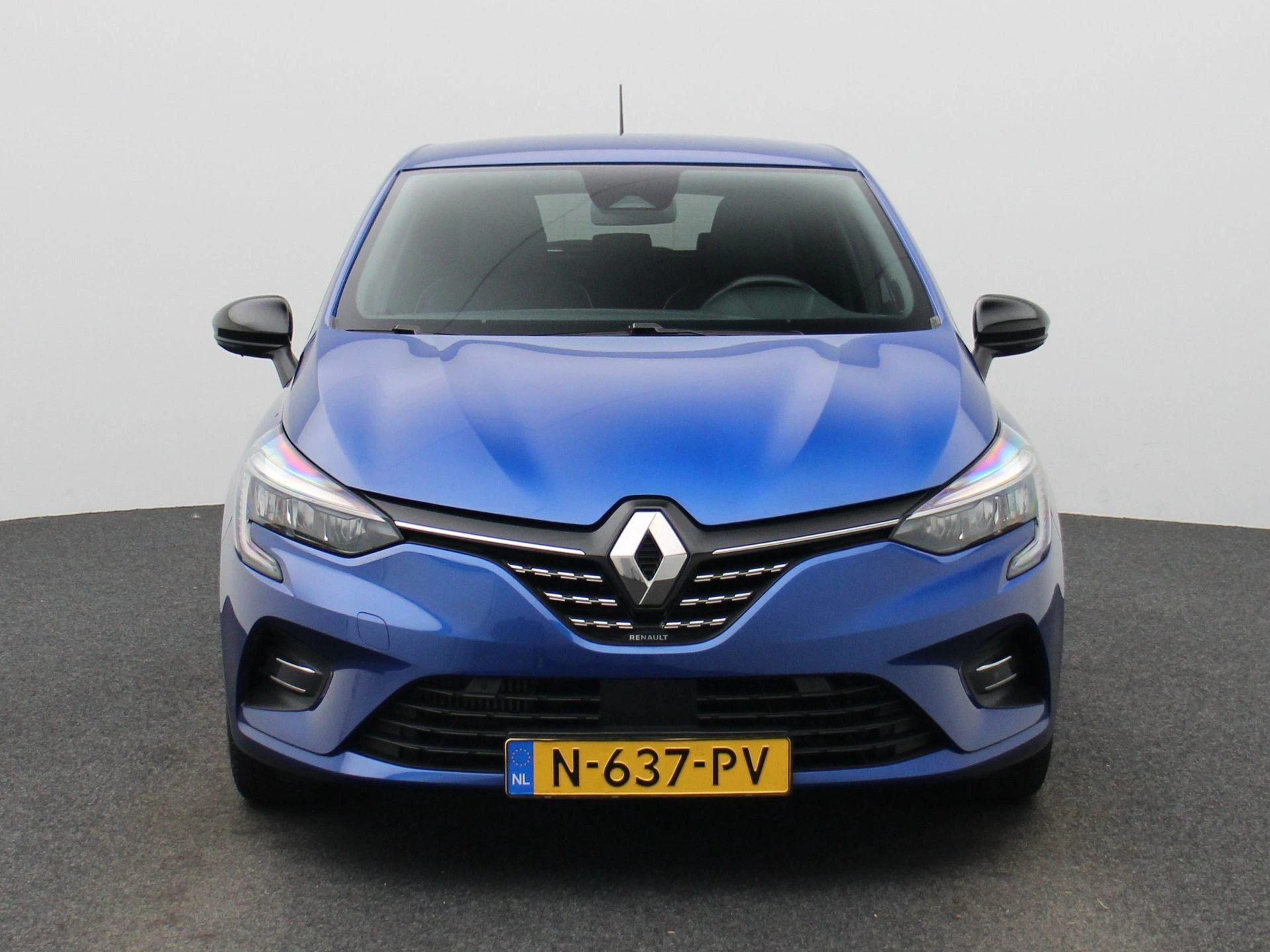 Renault-Clio-image-2