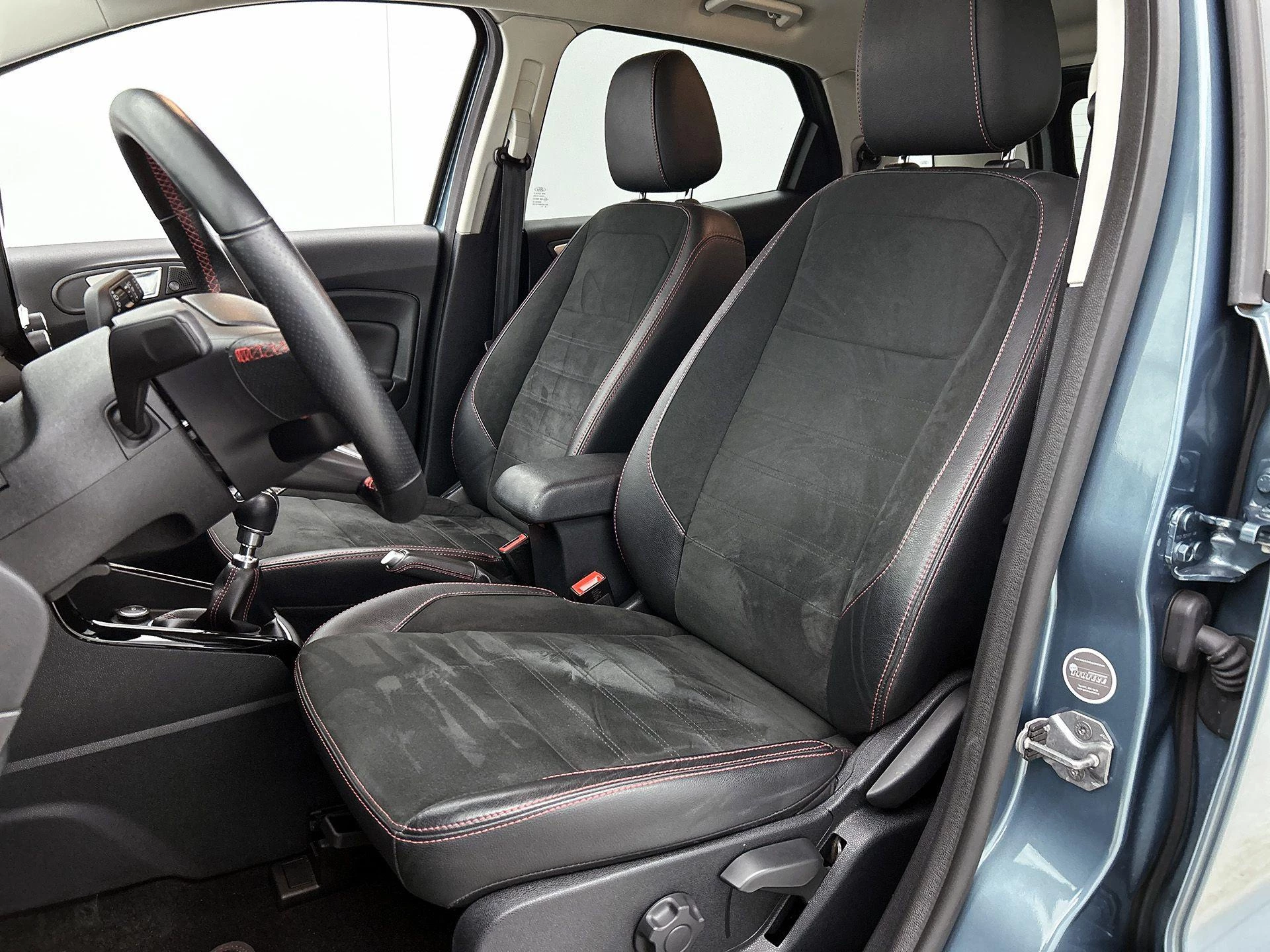 Ford-EcoSport-image-36