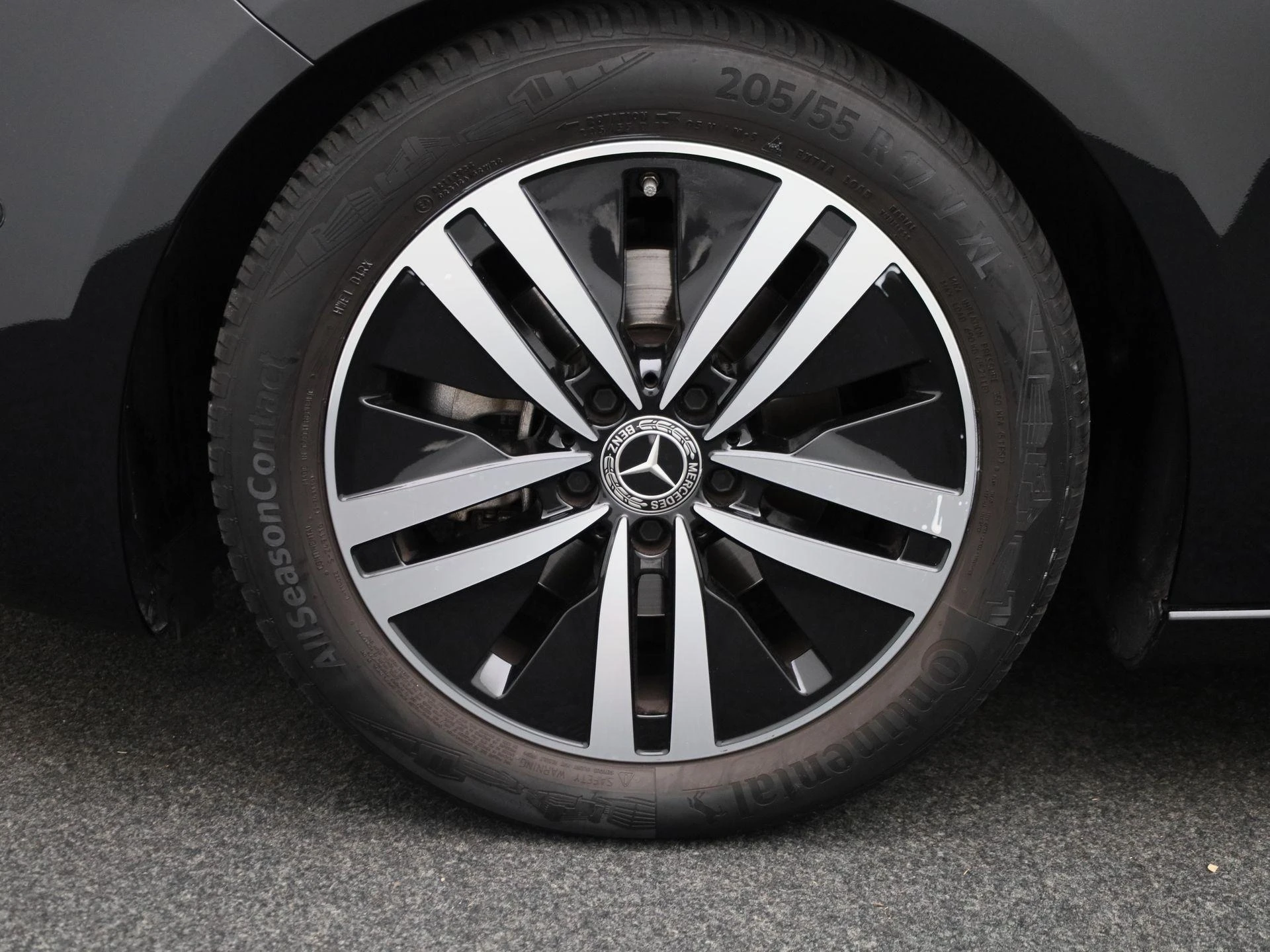 Mercedes-Benz-A-Klasse-image-13
