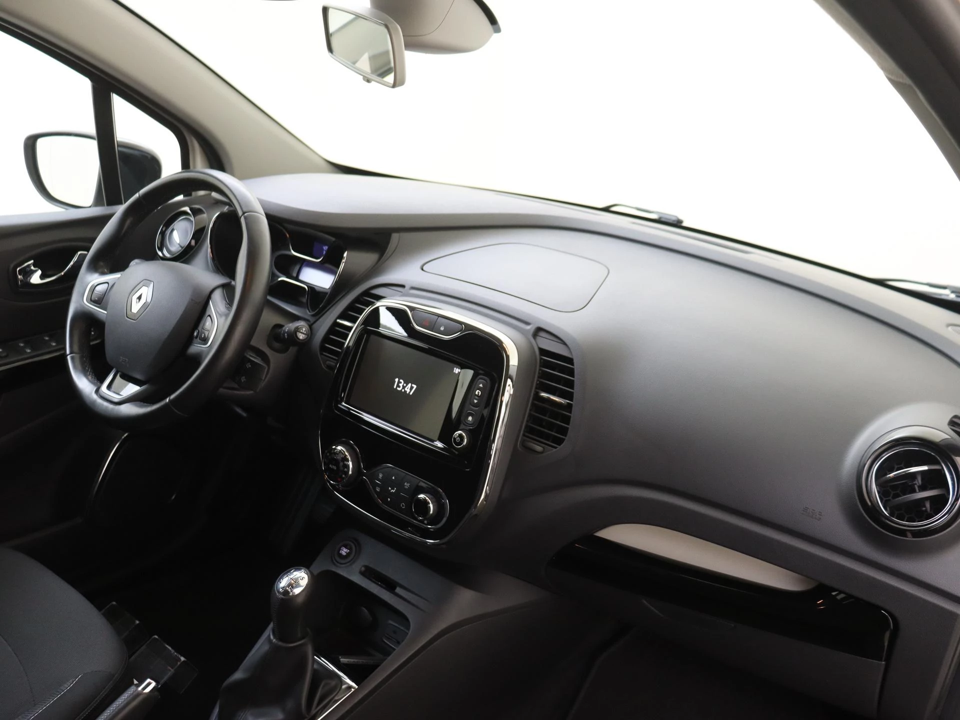 Renault-Captur-image-8