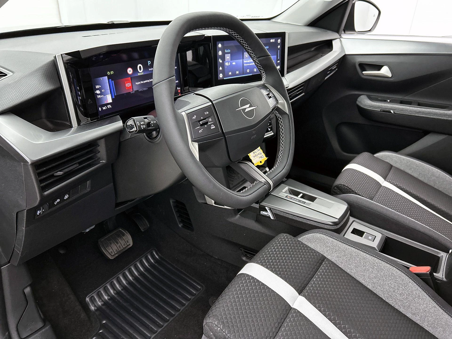 Opel-Frontera-image-20