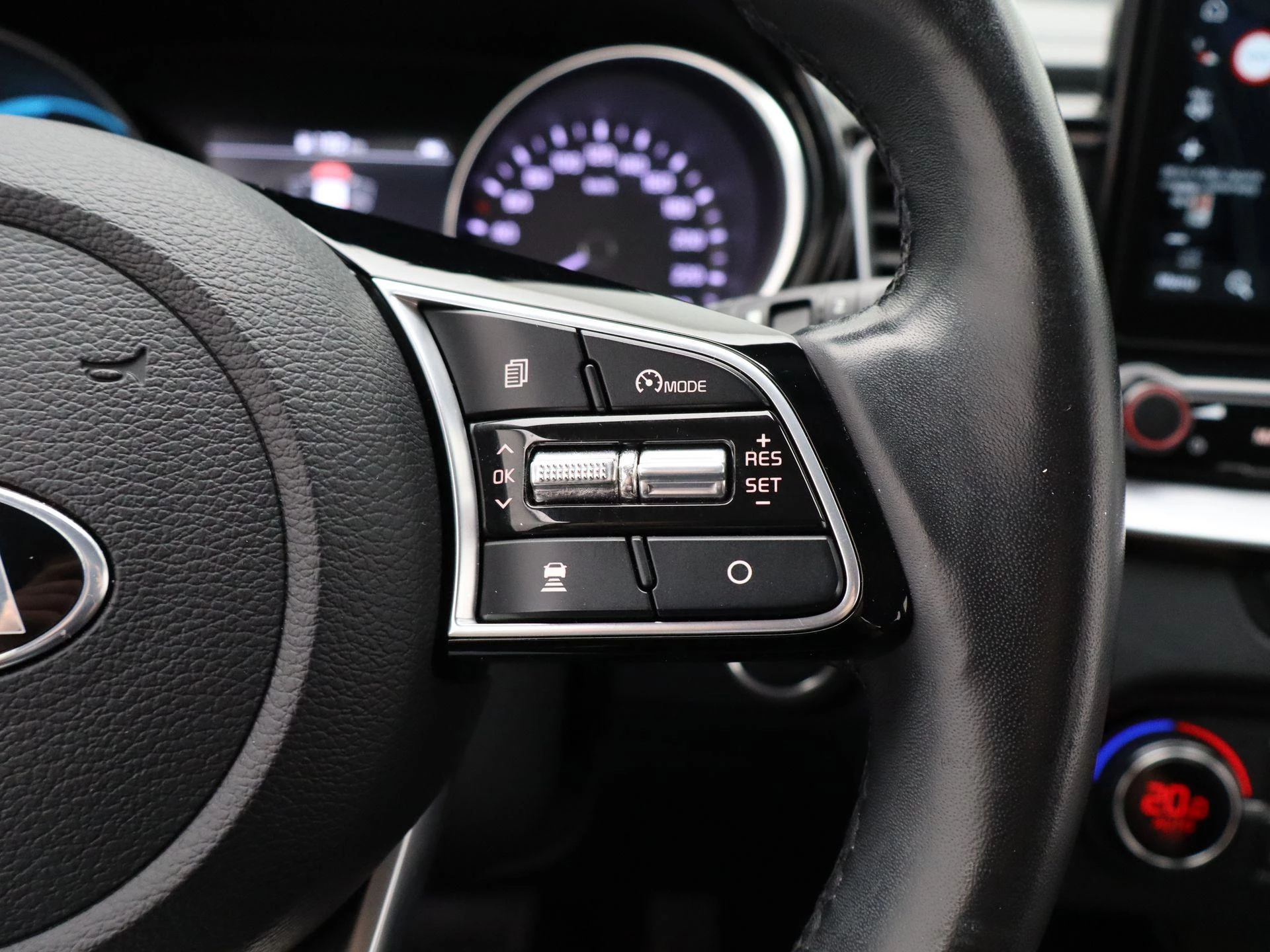 Kia-XCeed-image-19