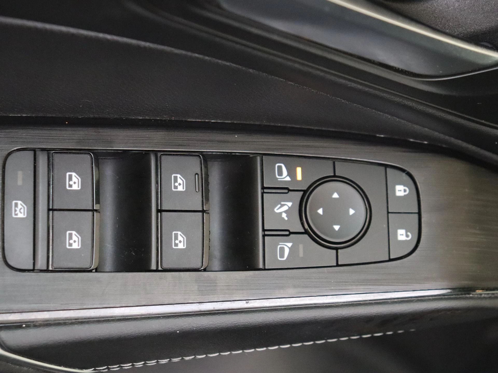 Nissan-QASHQAI-image-24