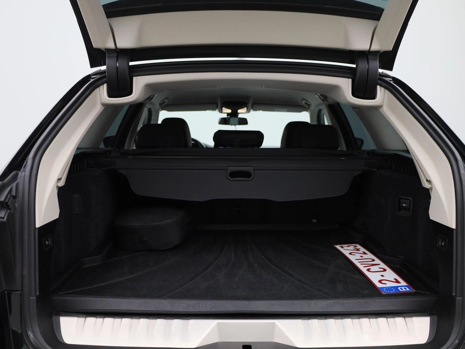 BMW-5 Serie-image-13