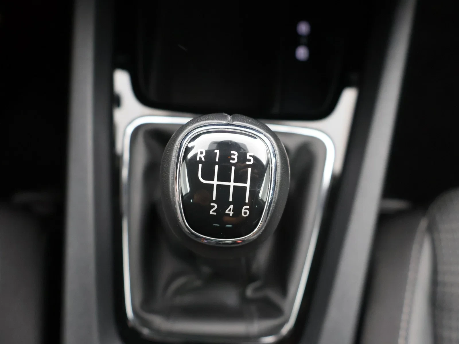 Škoda Octavia Combi Octavia 1.0TSI Ambition *TREKHAAK*CAMERA*PDC*CRUISE CONTROL*VIRTUAL COCKPIT*NAVI*SFEERVERLICHTING*AP