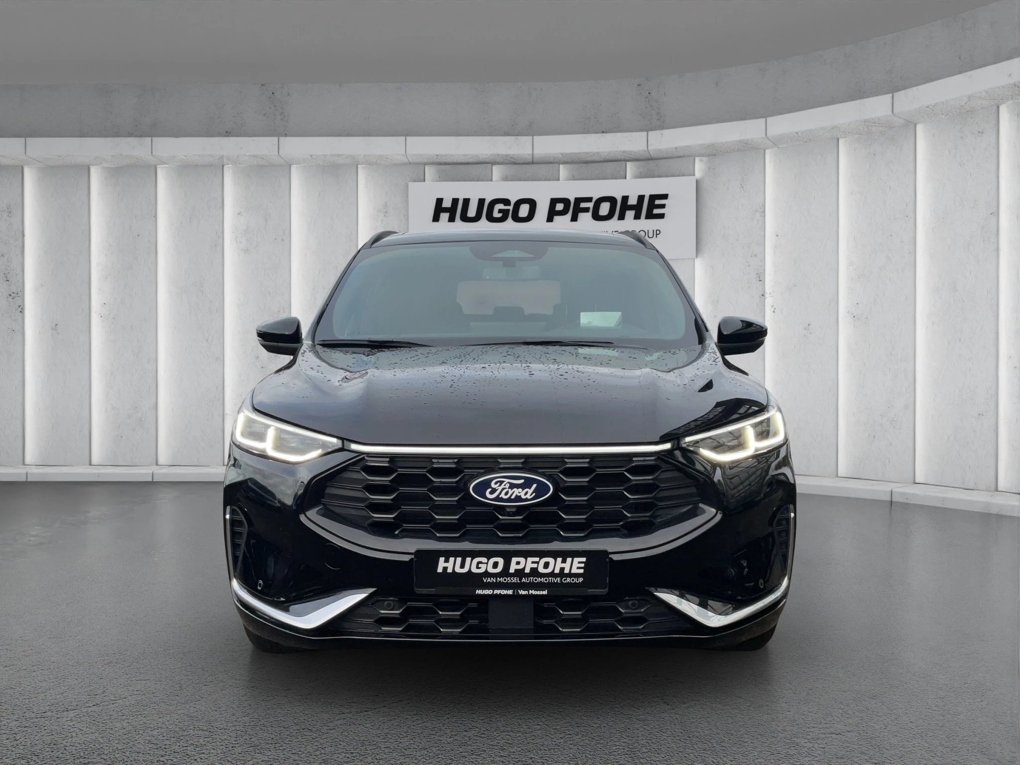 Ford Kuga ST-Line X Aut.*PANO*AHK*360GRAD*LED-MATRIX*NAVI*GRA*WINTER-PKT.