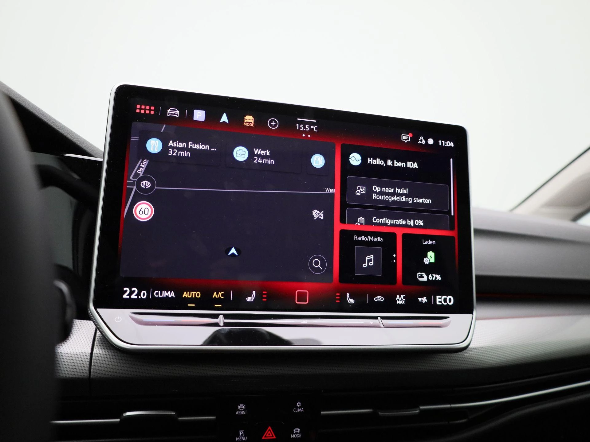 Volkswagen-Golf-image-13