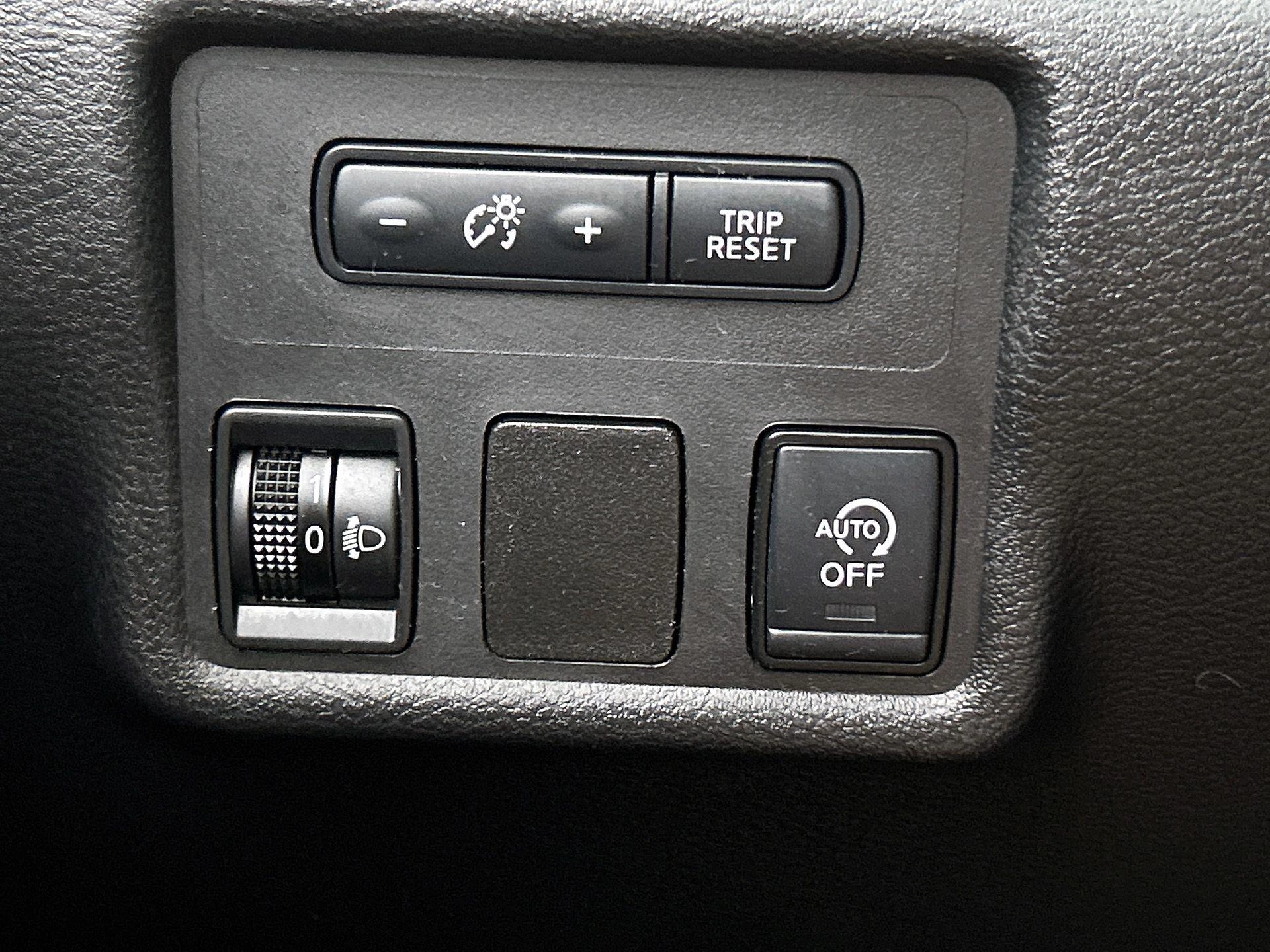 Nissan Micra 1.0 IG-T N-Connecta