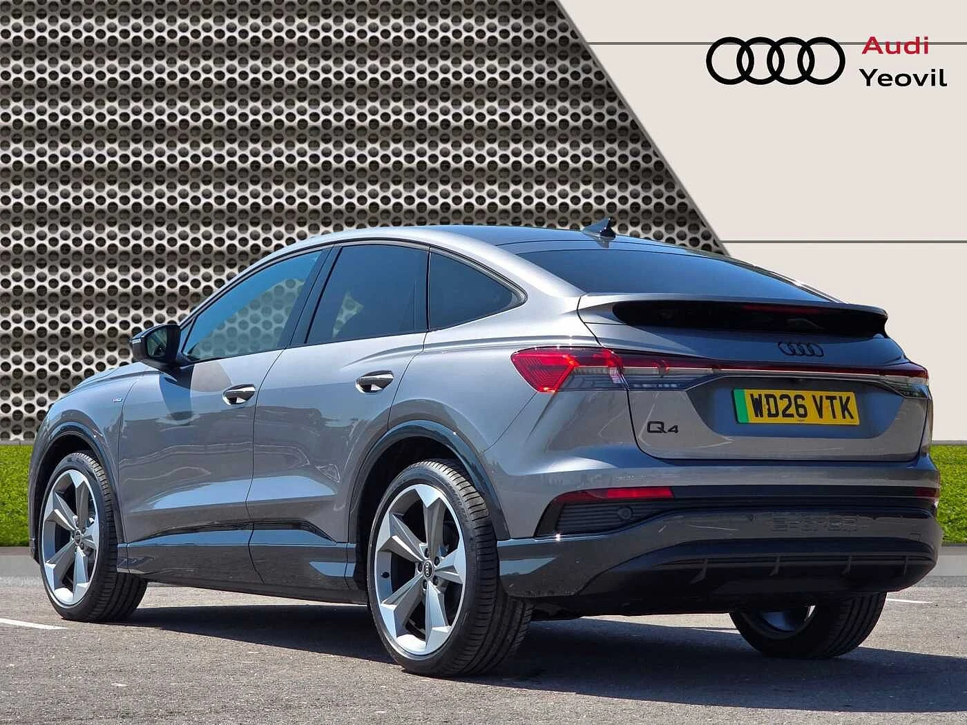 Audi-Q4 Sportback e-tron-image-2