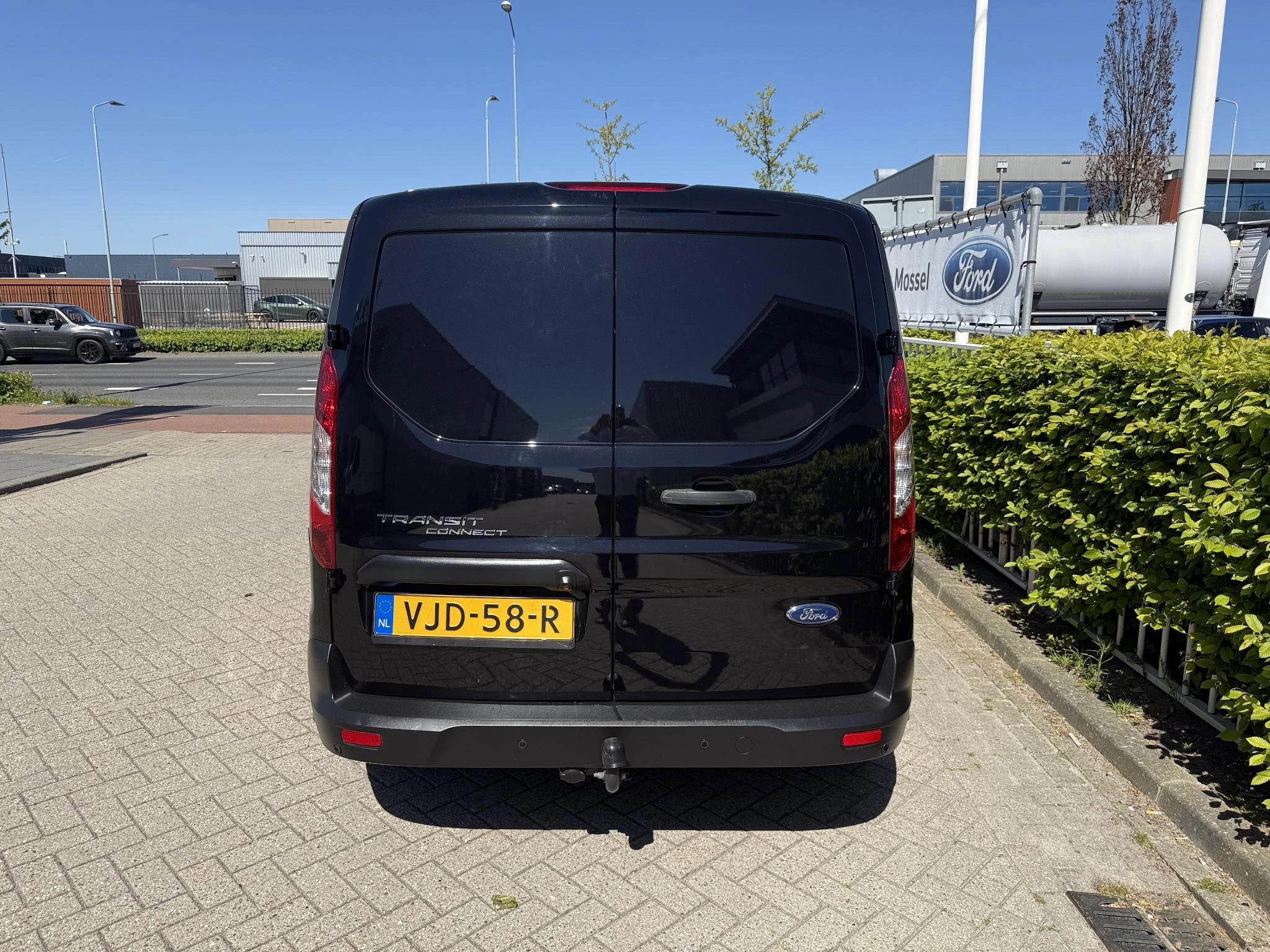Ford-Transit Connect-image-3