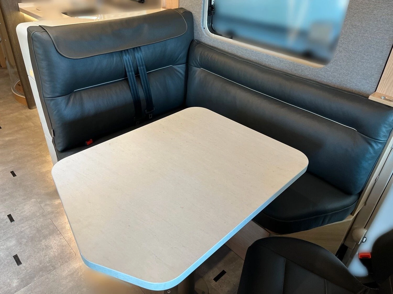 Hymer--image-10