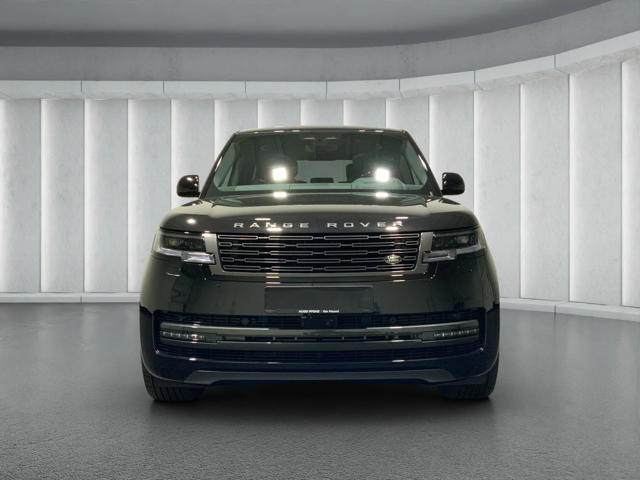 Land Rover Range Rover Autobiography 3.0 P550e Geländewagen. 405 kW. 5-türig