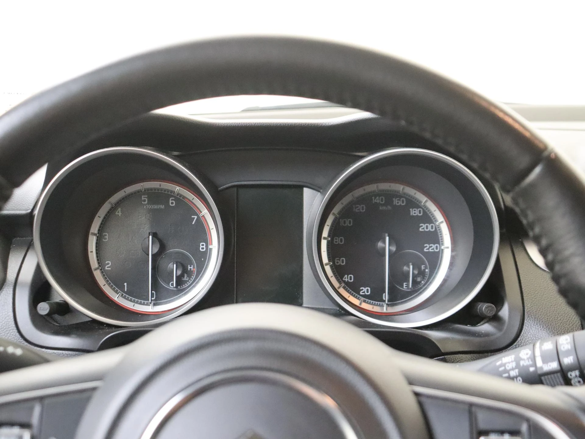 Suzuki-Swift-image-10