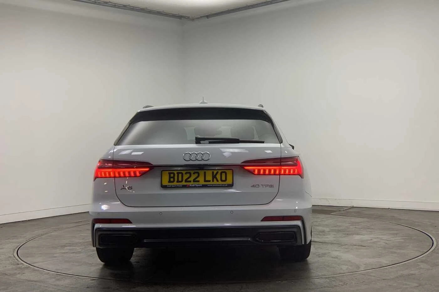 Audi-A6-image-10